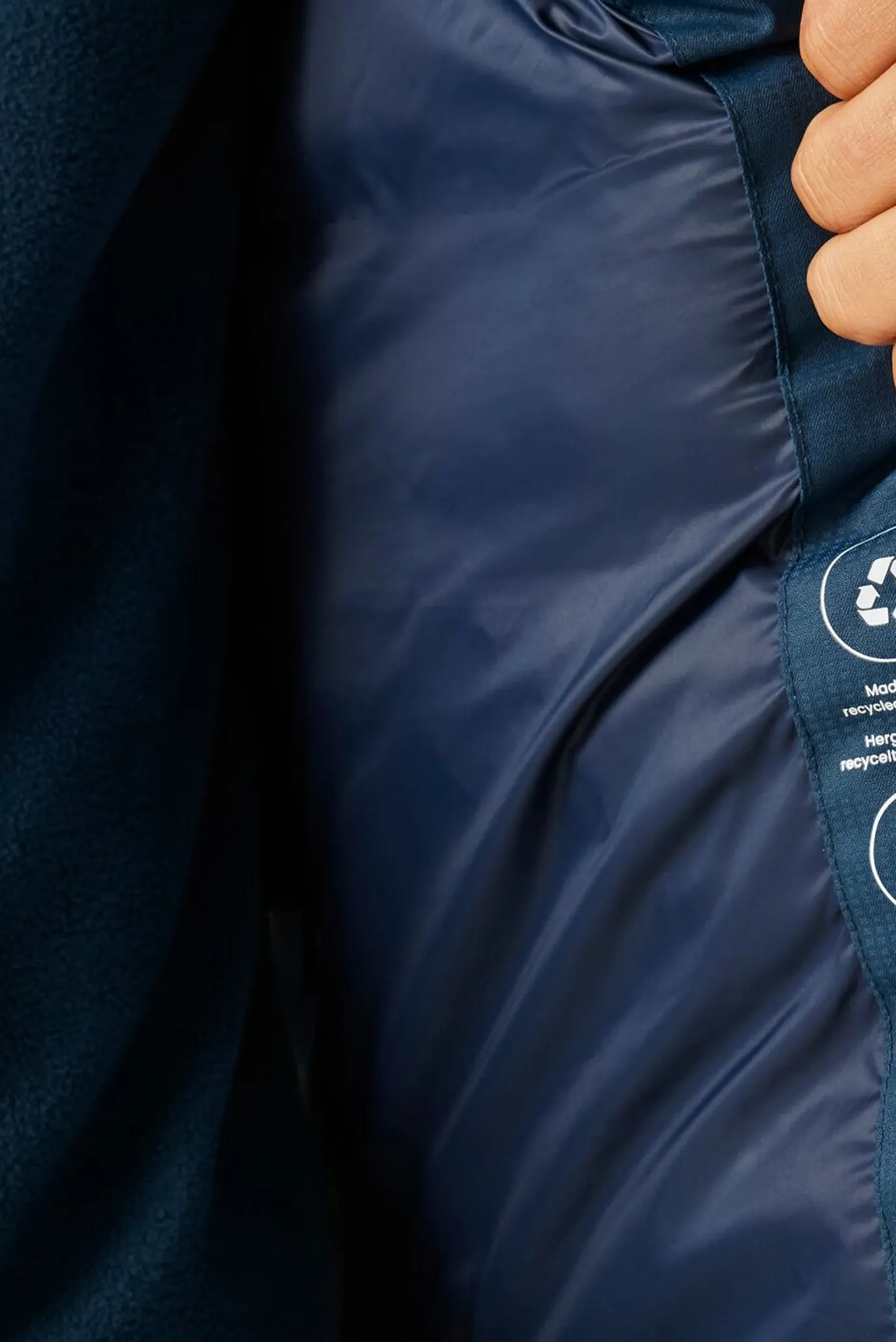 Мужская темно-синяя куртка 4