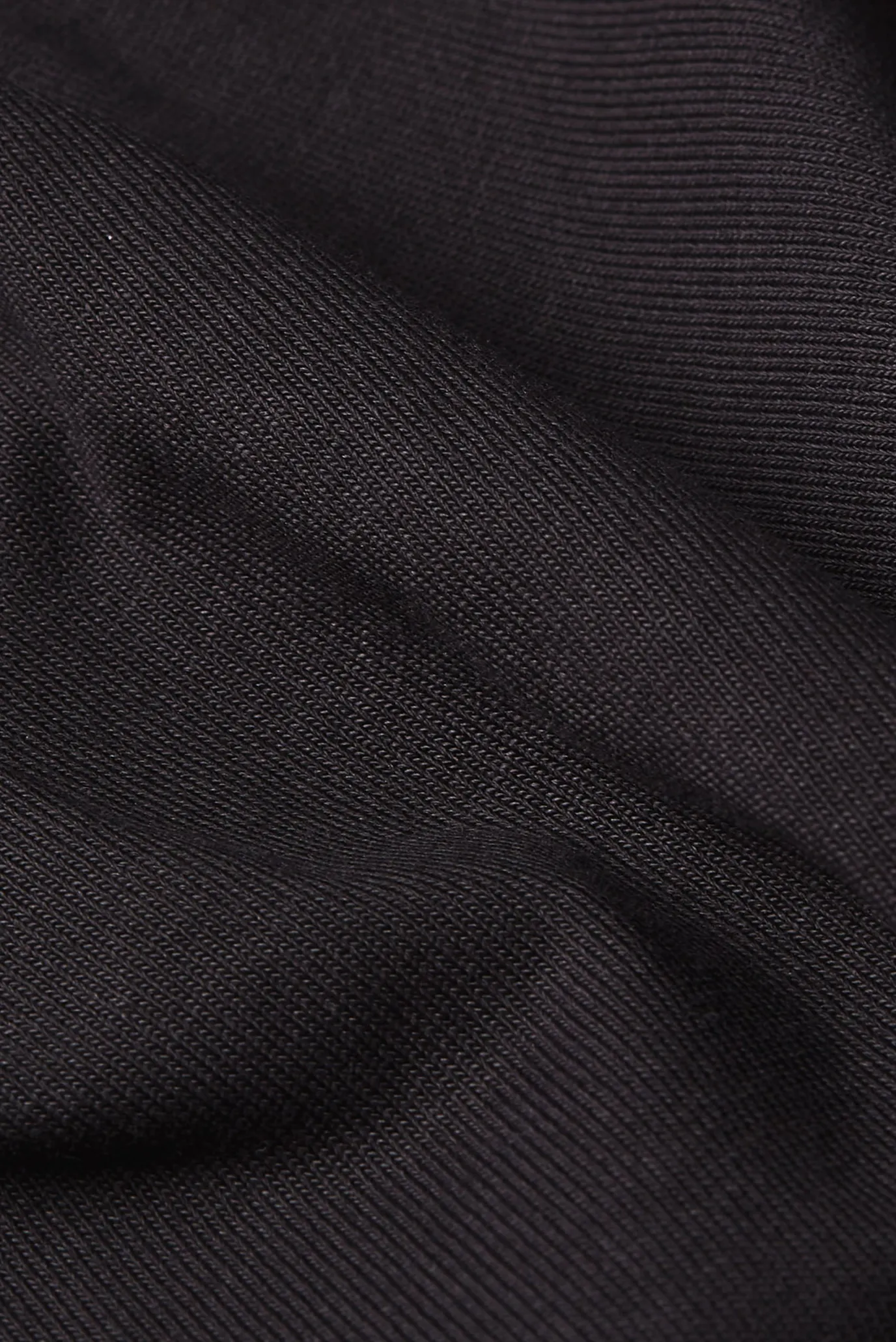 Мужская черная футболка Rovic 6