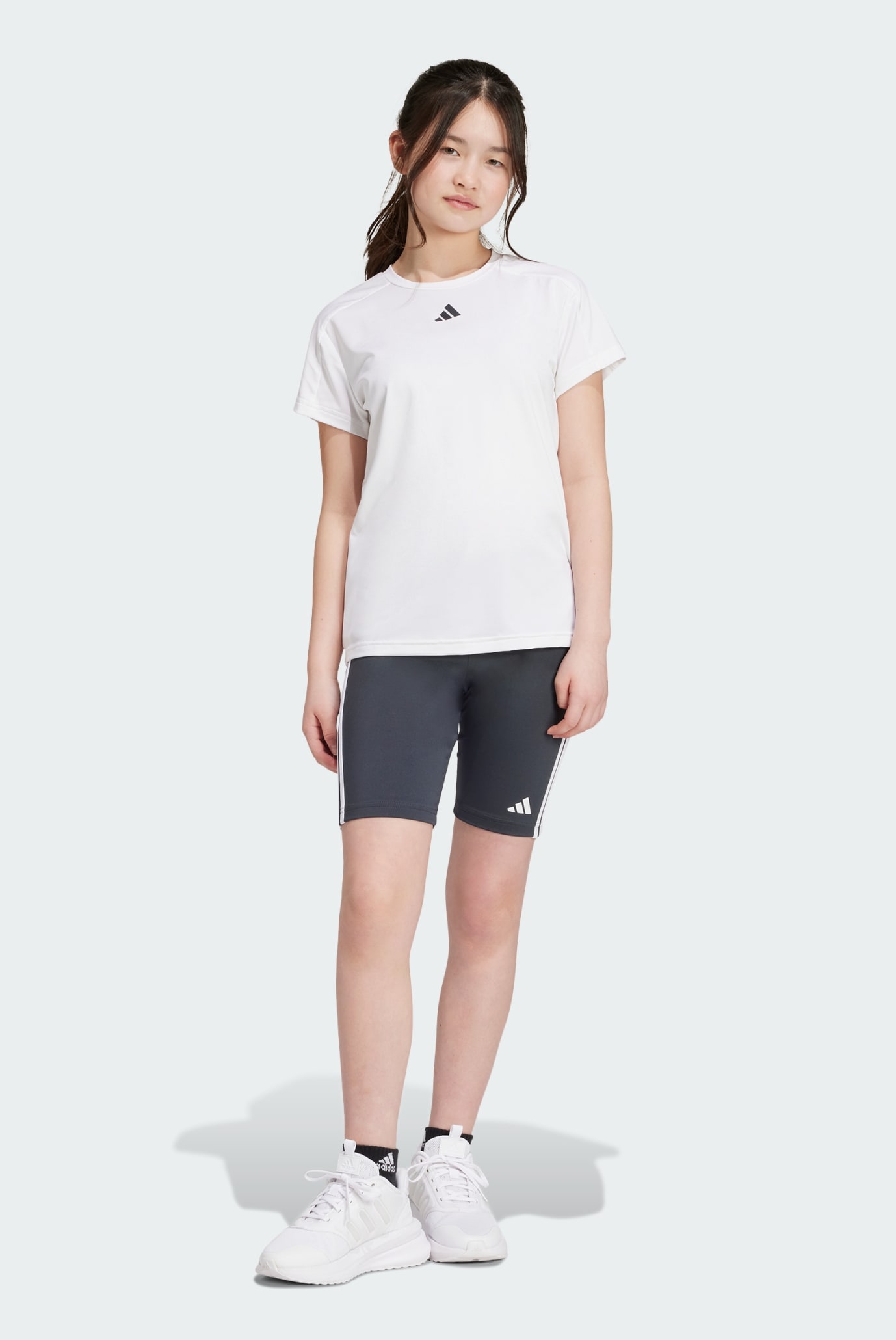 Детский комплект одежды (футболка, велосипедки) Train Essentials Tee and Shorts 1