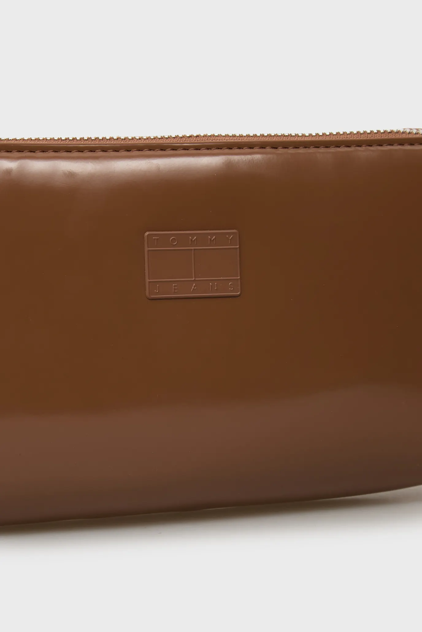 Женская коричневая сумка MUST SHOULDER 5