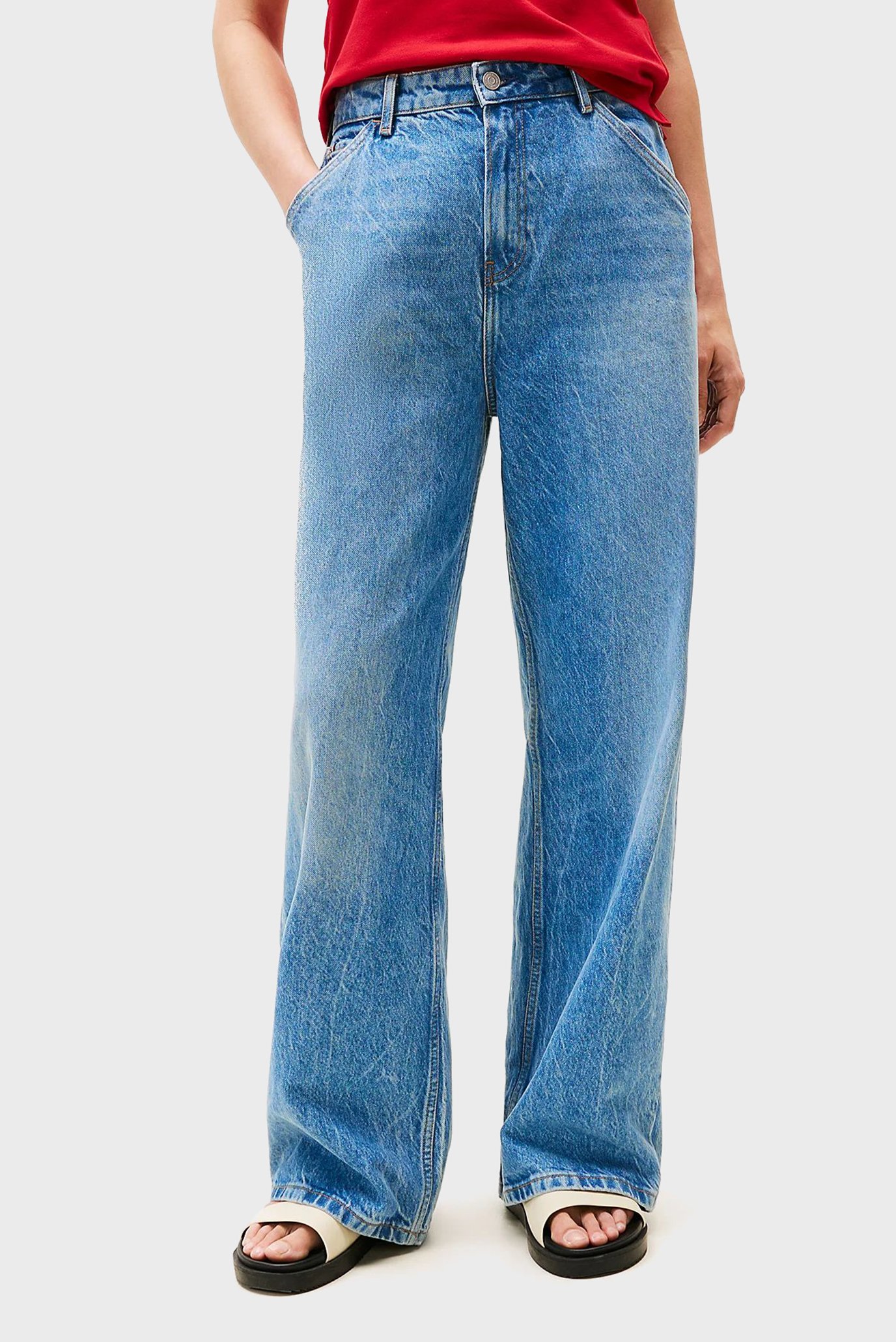 Женские голубые джинсы LOOSE Голубой 30-32 Tommy Hilfiger WW0WW46792 Женские голубые джинсы LOOSE Голубой 30-32 Tommy Hilfiger WW0WW46792