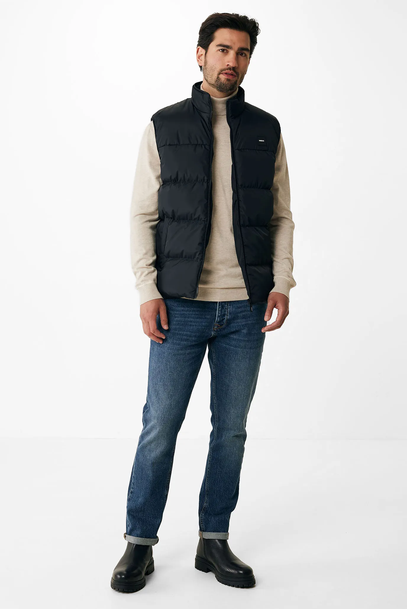 Чоловічий чорний жилет 2