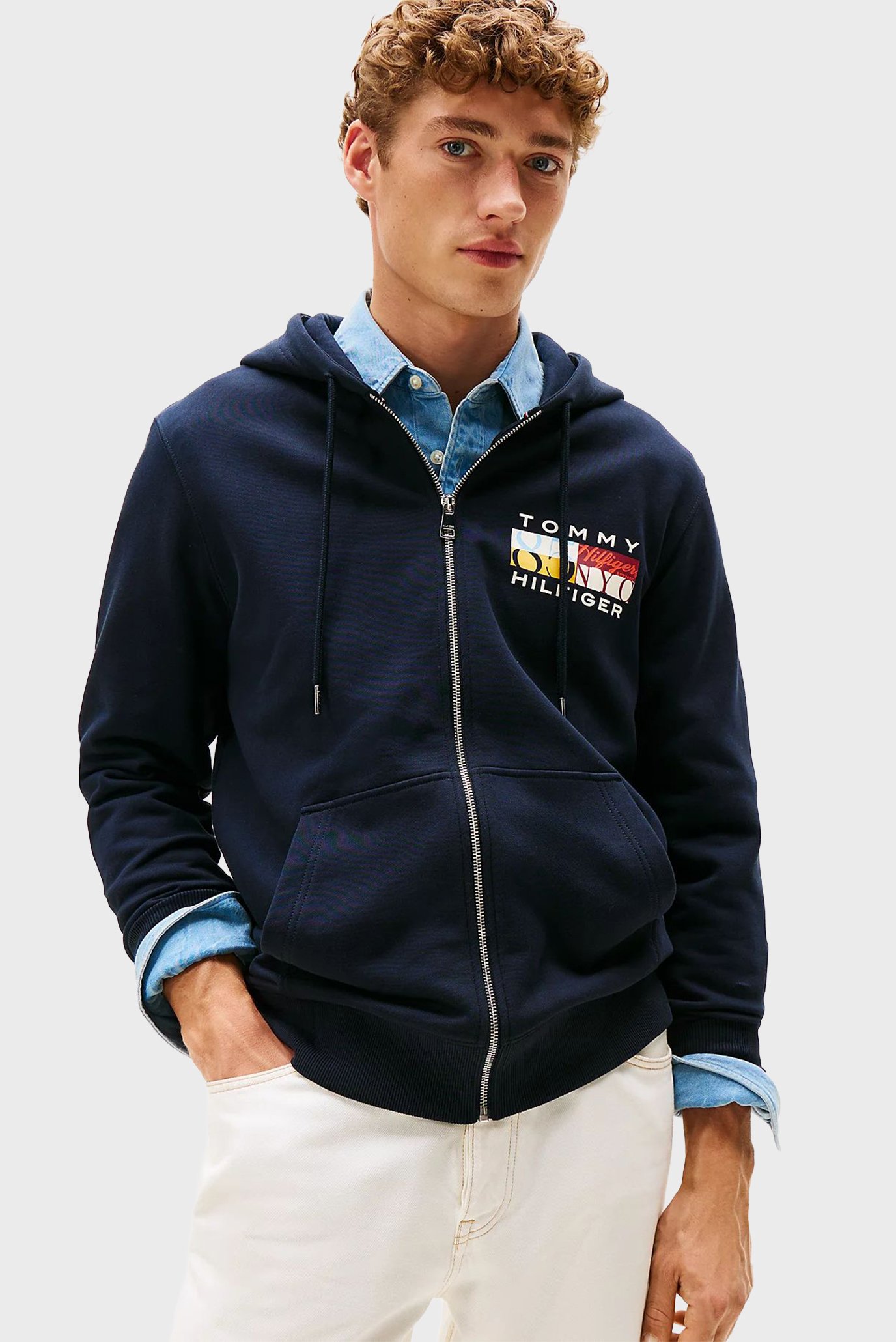 Мужское темно-синее худи COLOUR FLAG Синий XXL Tommy Hilfiger MW0MW40043 Мужское темно-синее худи COLOUR FLAG Синий XXL Tommy Hilfiger MW0MW40043