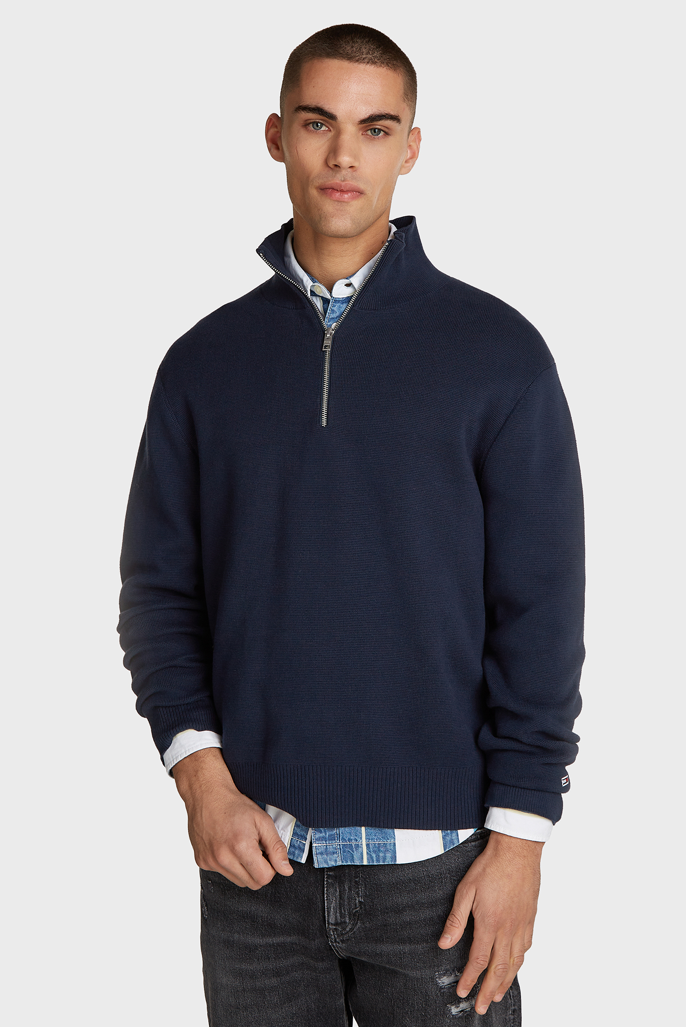 Мужская темно-синяя кофта TJM REG HALF ZIP SWEATER Синий XL Tommy Jeans DM0DM20596 Мужская темно-синяя кофта TJM REG HALF ZIP SWEATER Синий XL Tommy Jeans DM0DM20596
