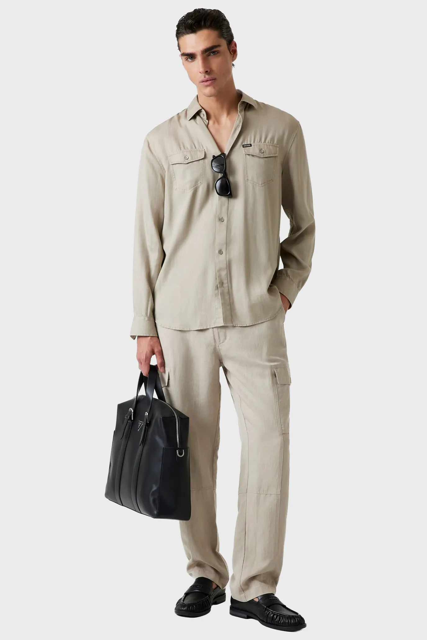 Чоловіча бежева сорочка 2