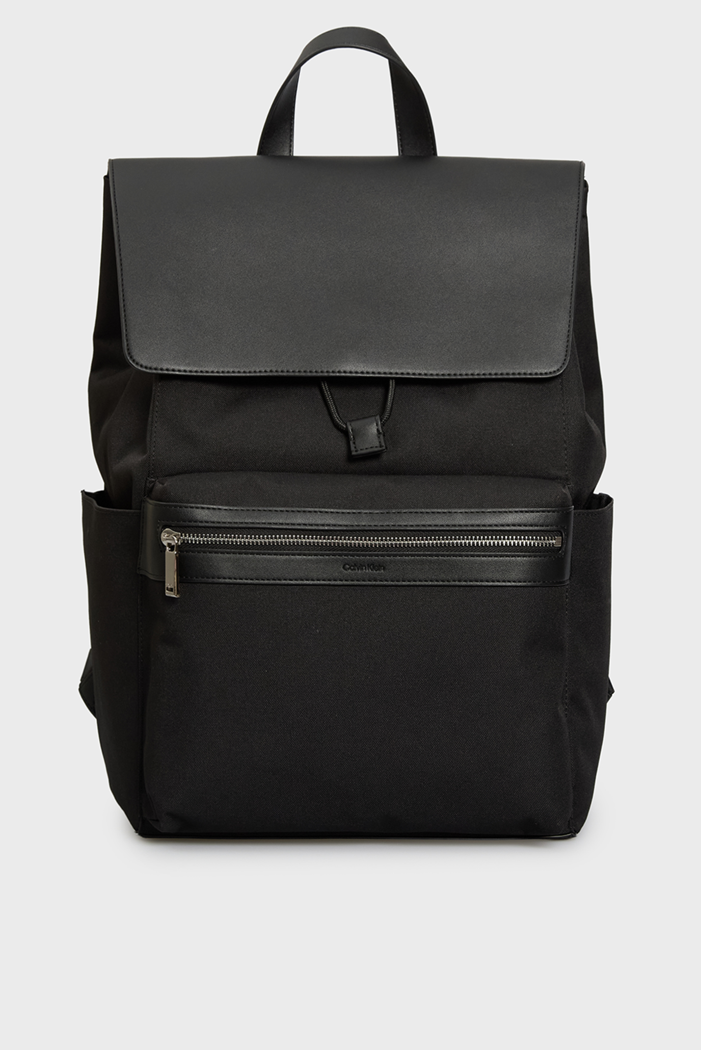 Мужской черный рюкзак CONTRAST FLAP Черный ONESIZE Calvin Klein LV04D3030G Мужской черный рюкзак CONTRAST FLAP Черный ONESIZE Calvin Klein LV04D3030G