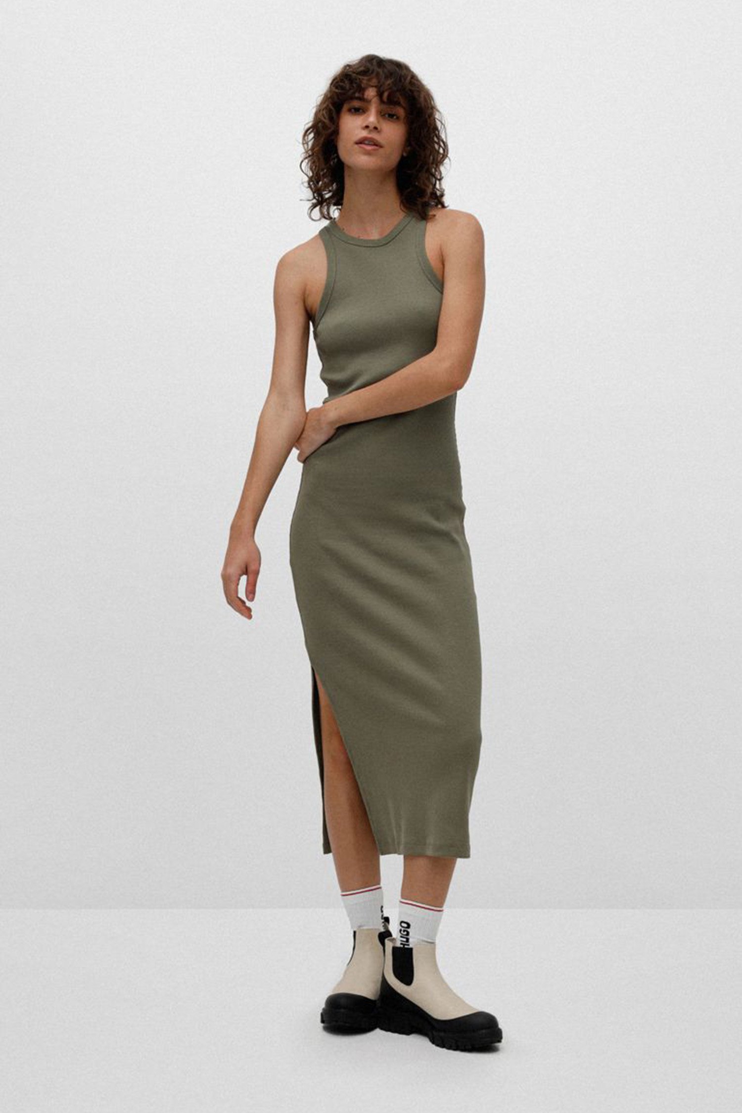 Женское оливковое платье 1