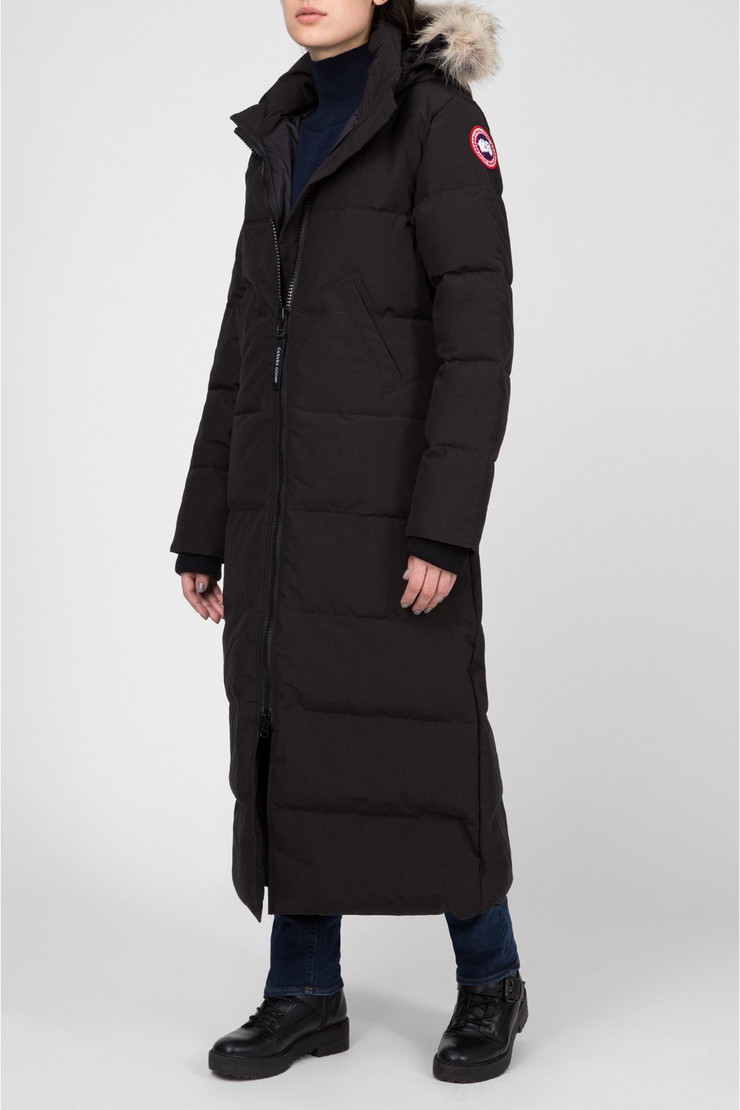Женское черное пуховое пальто 1