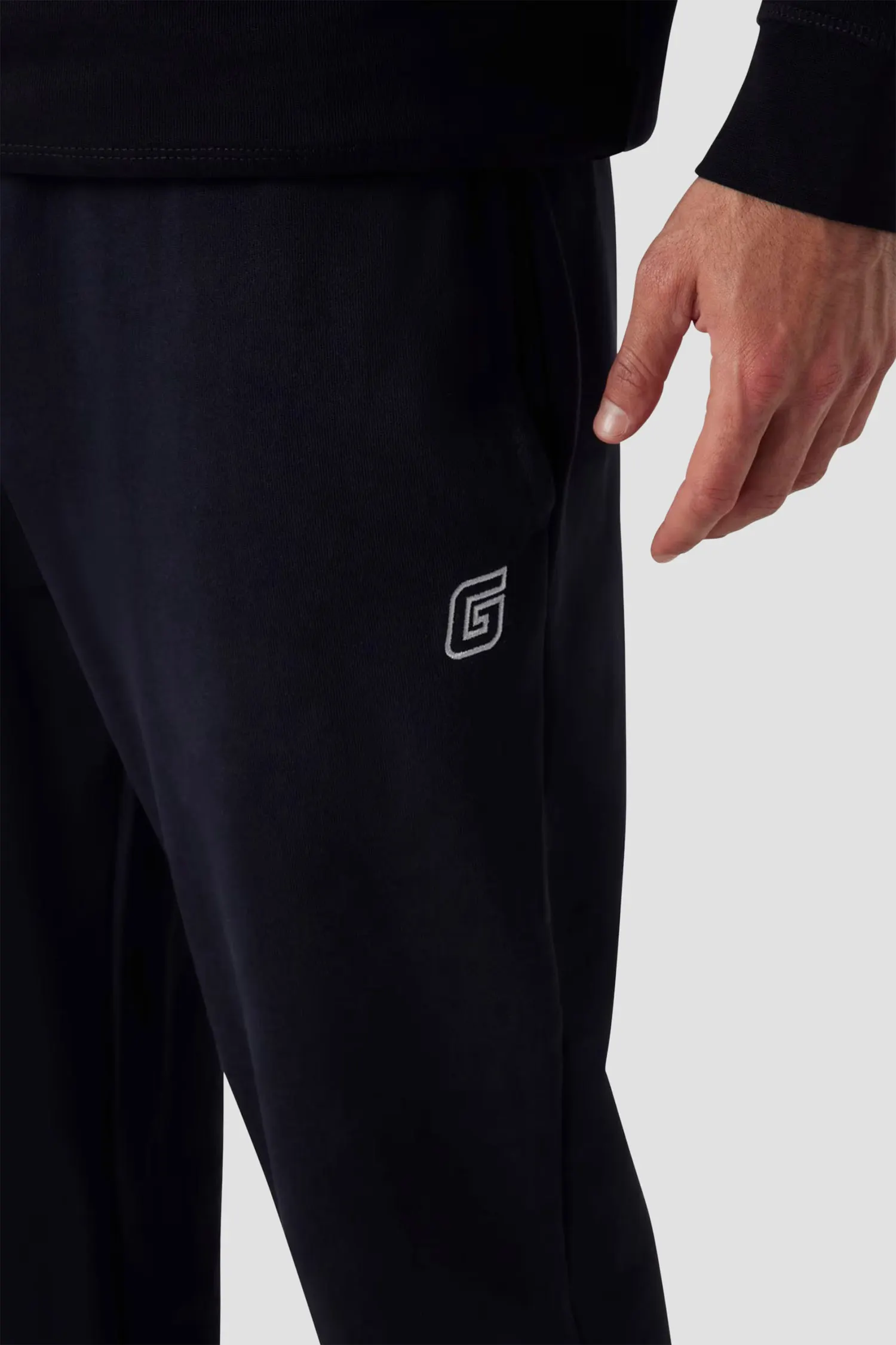 Мужские черные спортивные брюки 4