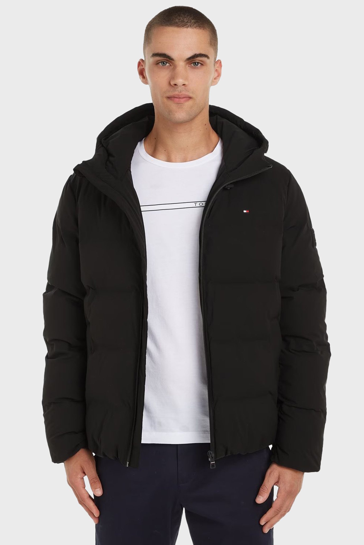 Чоловіча чорна куртка CL MOTION HOODED JACKET 1