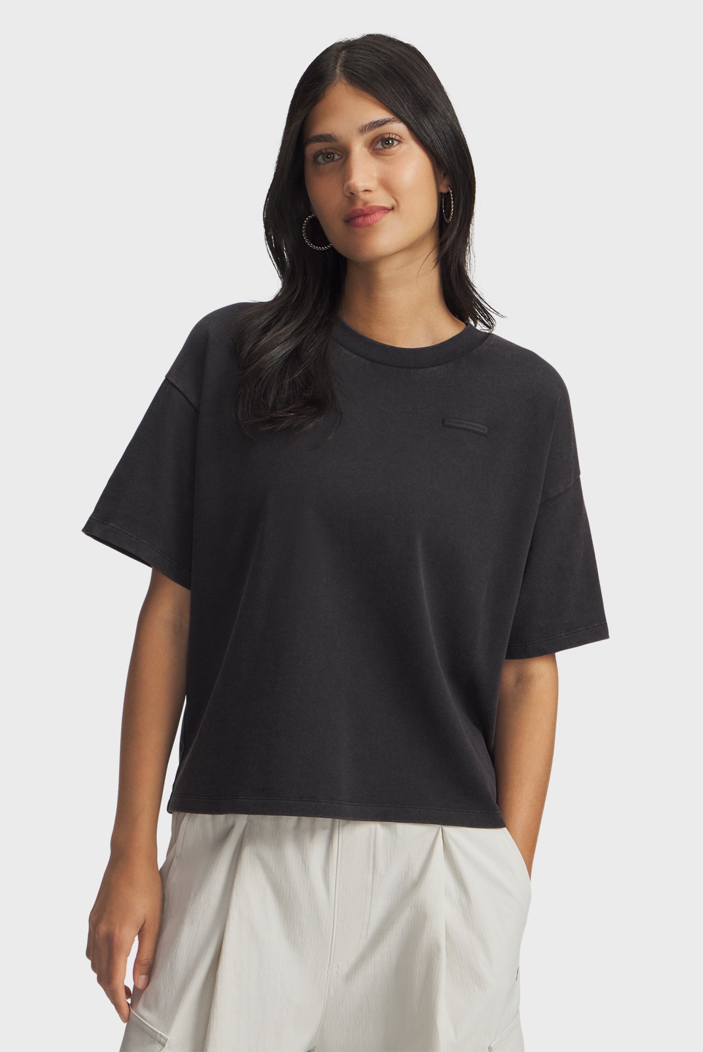 Женская черная футболка UA HWT Boxy Wash SS Черный M Under Armour 6007690-001 Женская черная футболка UA HWT Boxy Wash SS Черный M Under Armour 6007690-001