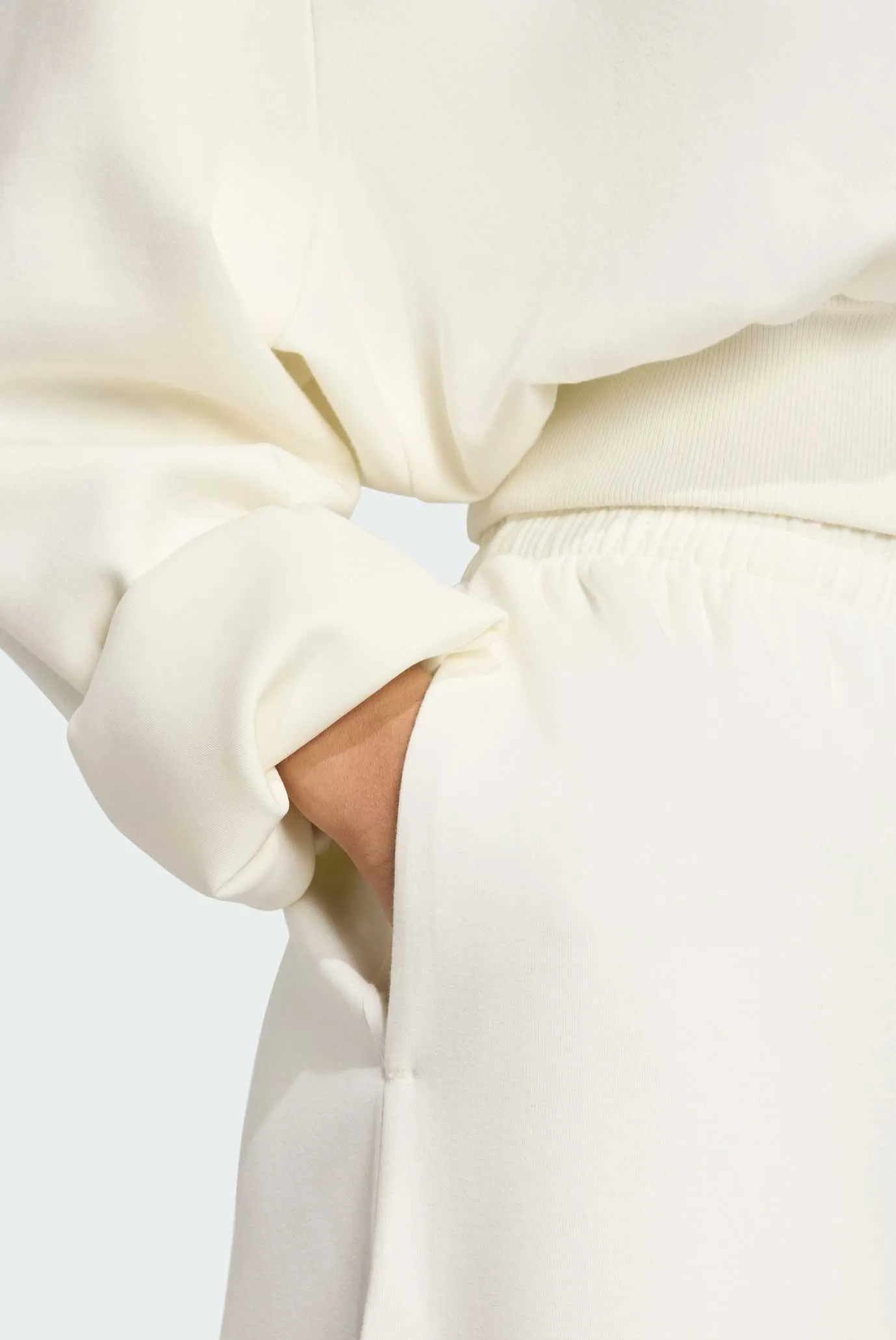 Жіночий білий світшот ALL SZN Soft Lux Loose 5