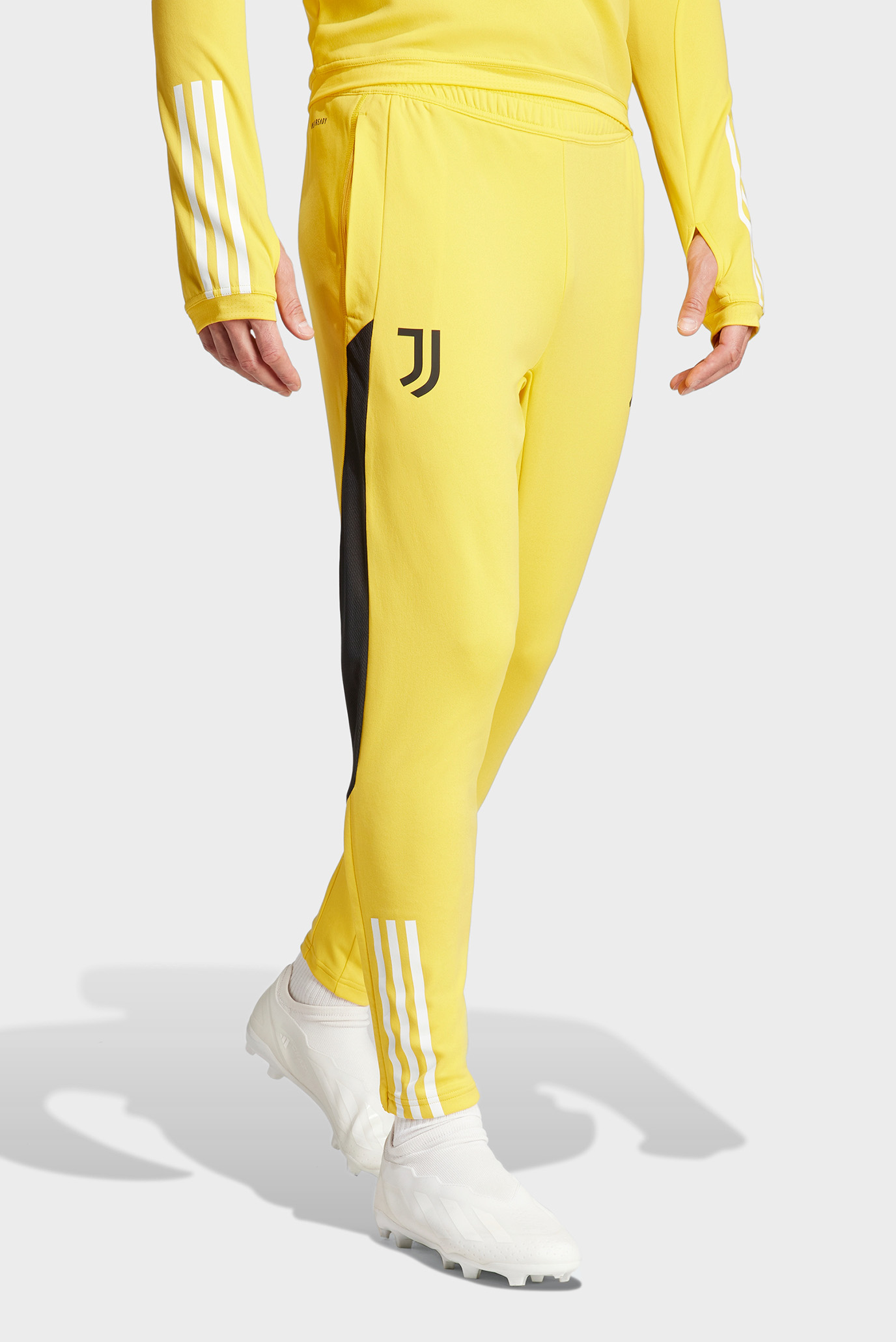 Чоловічі жовті спортивні штани Juventus Tiro 23 Training 1