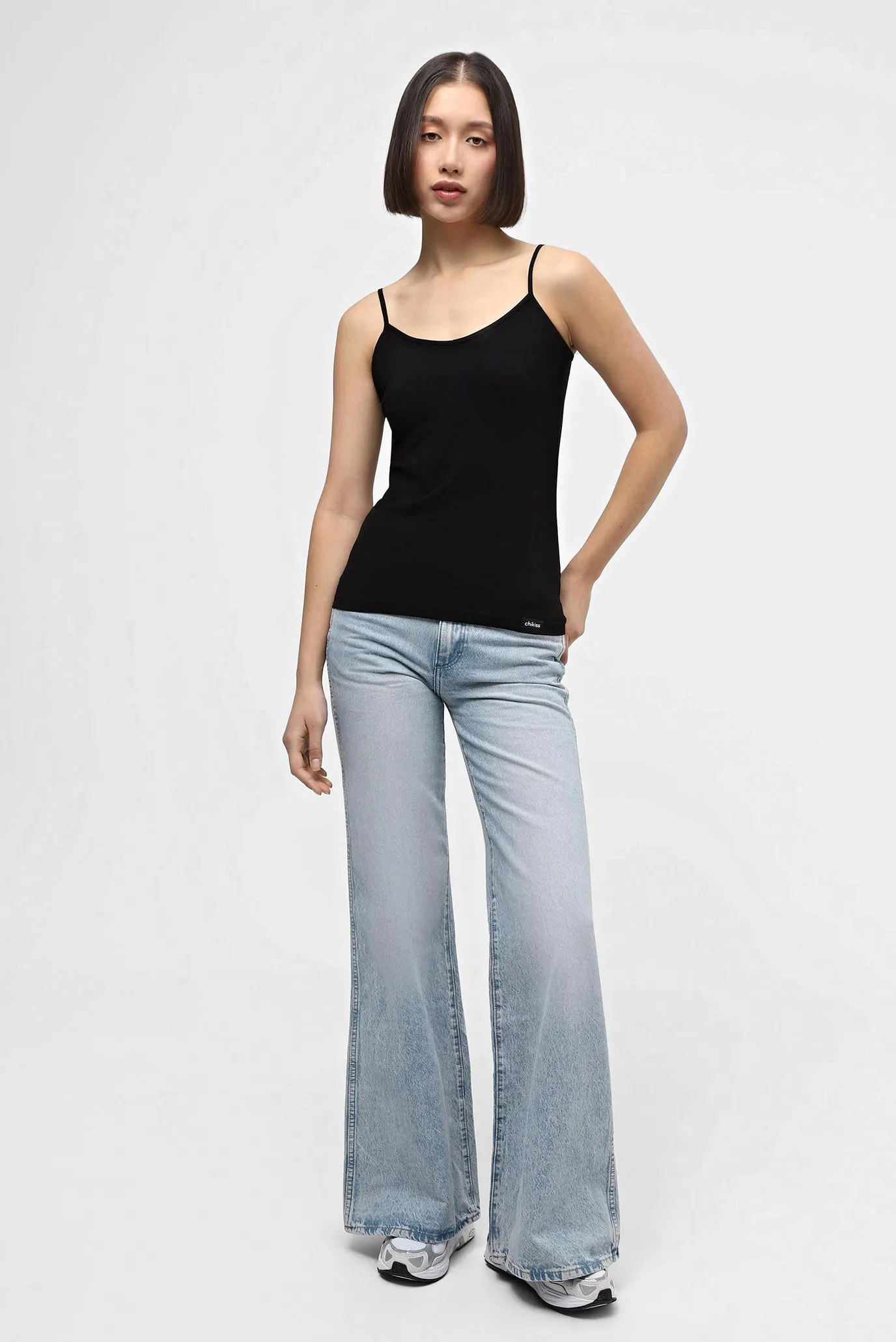 Женский черный топ 2