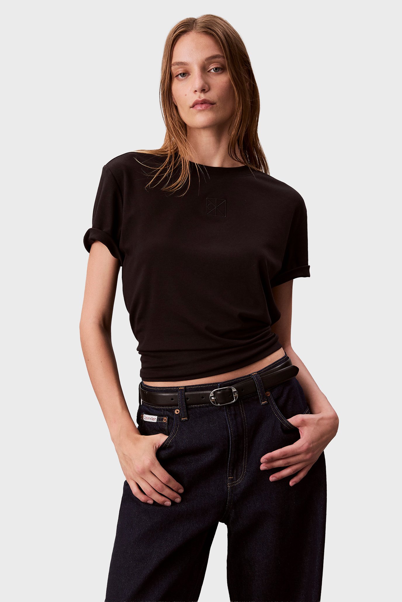 Женская черная футболка SS SUPIMA Черный M Calvin Klein LV044D201G Женская черная футболка SS SUPIMA Черный M Calvin Klein LV044D201G