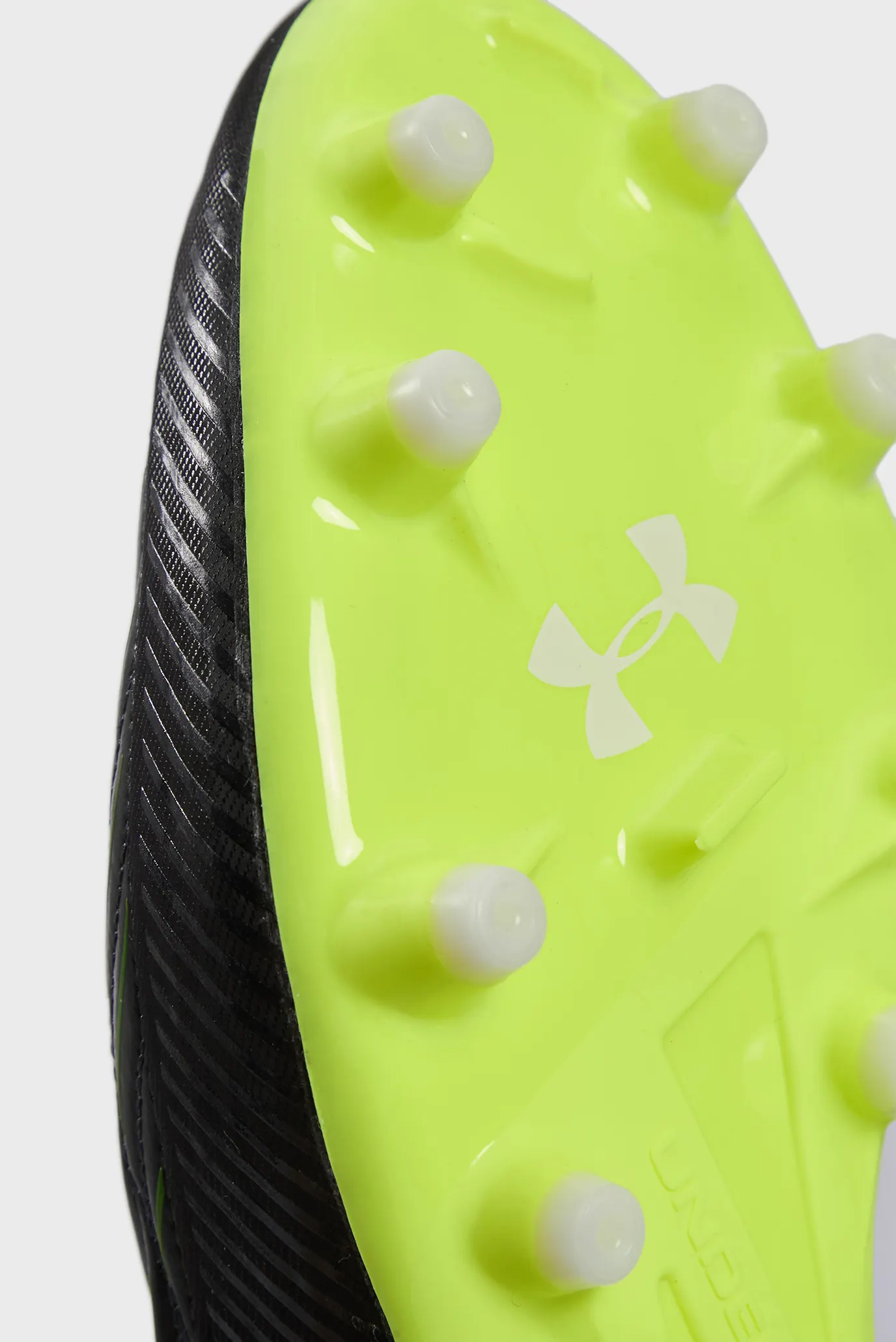 Чоловічі чорні бутси UA Magnetico Pro 4 FG 5