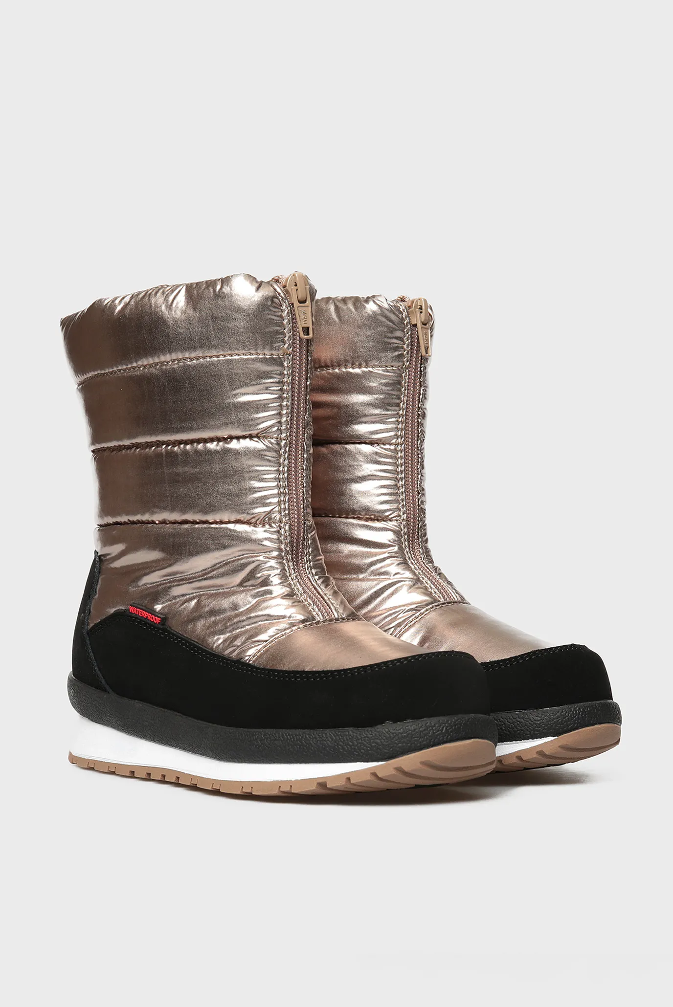 Детские золотистые дутики 3