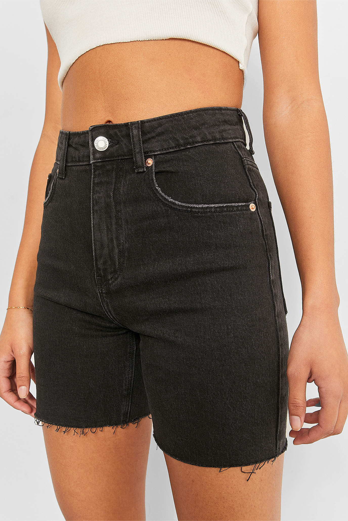 Женские черные джинсовые шорты 1