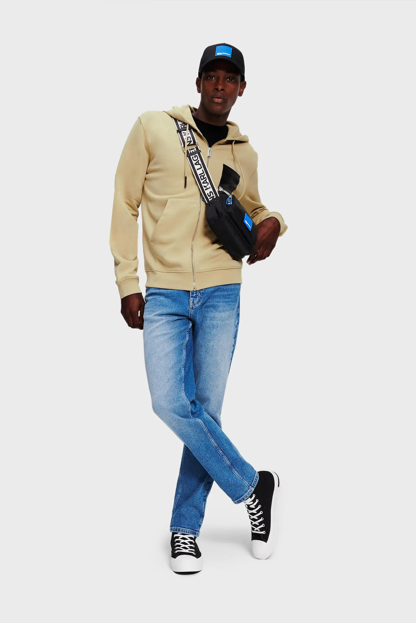 Мужское бежевое худи 2