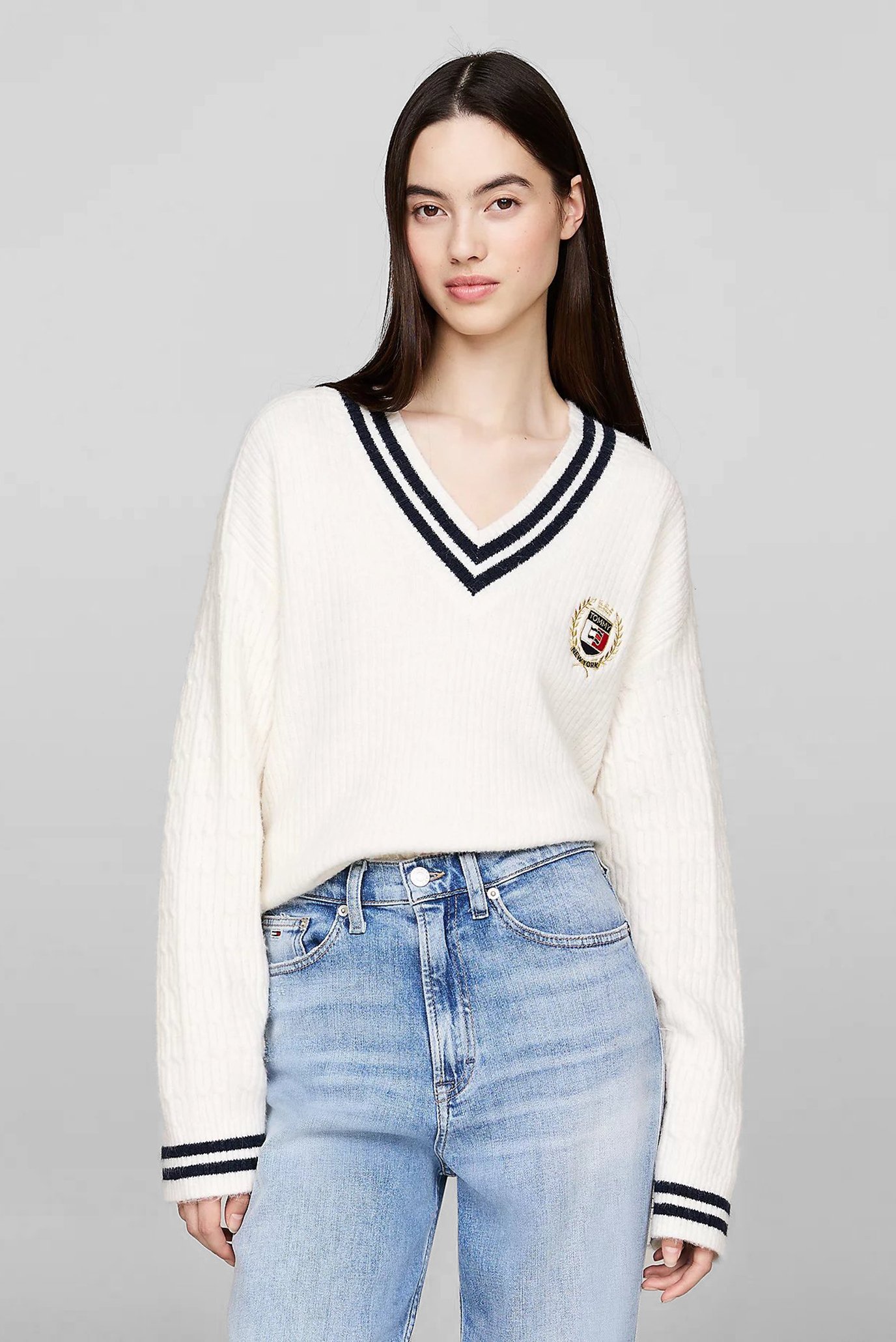 Женский белый пуловер TJW VNCK CREST CABLE SWEATER EXT 1