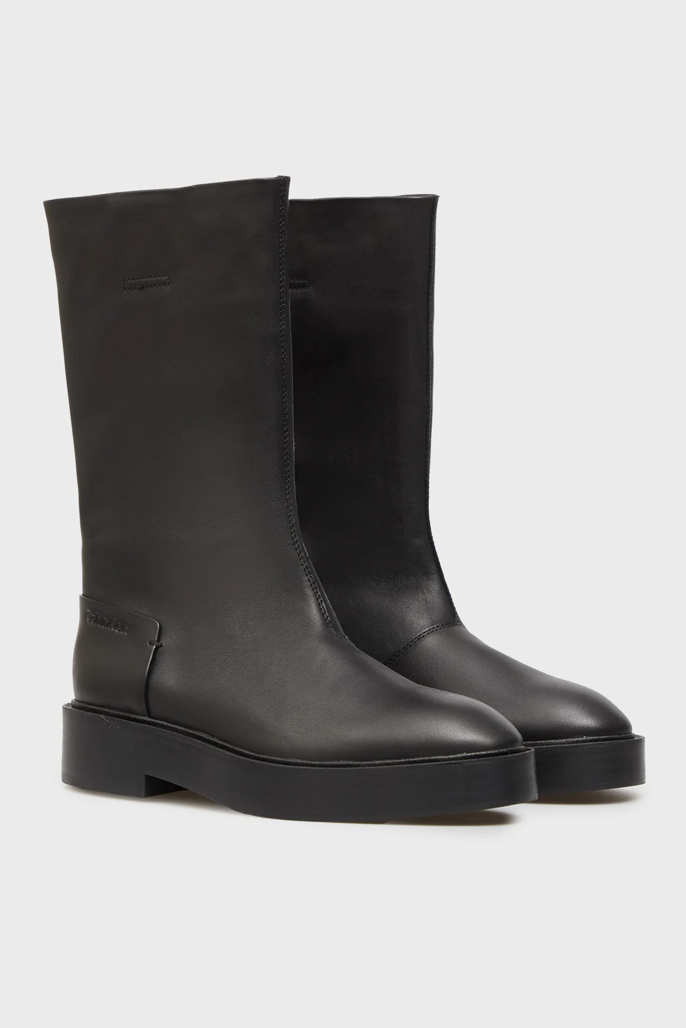 Женские черные кожаные сапоги CONCAVE 3