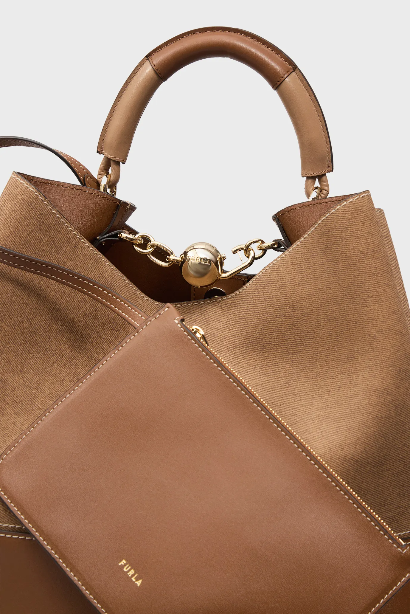 Женская коричневая кожаная сумка 2