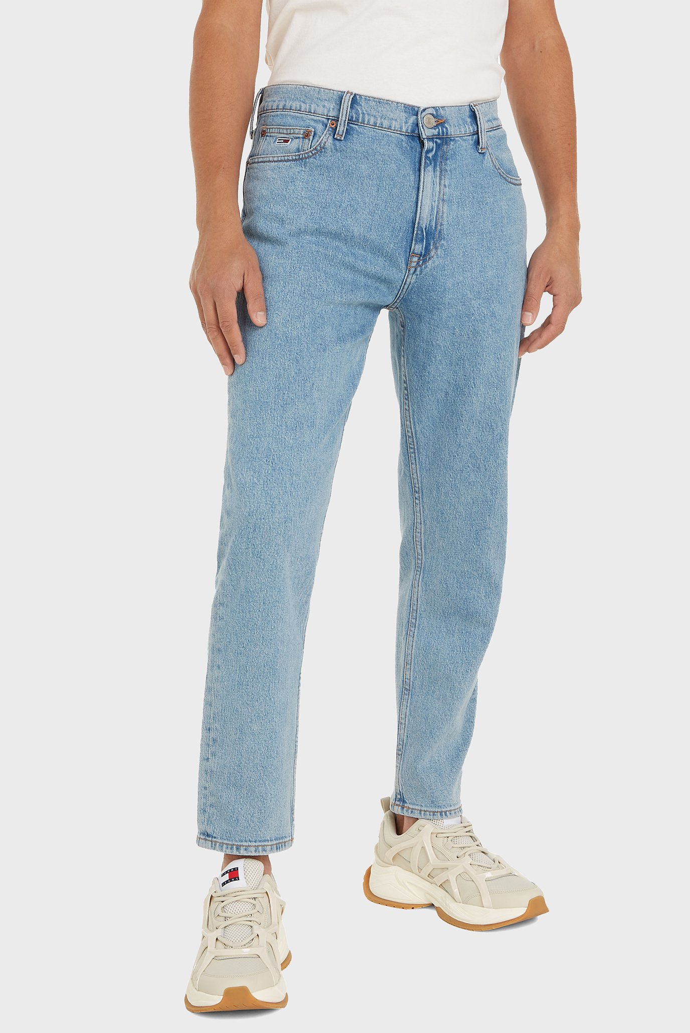 Мужские синие джинсы DAD JEAN RGLR TPRD BH4164 Синий 32-34 Tommy Jeans DM0DM18757 Мужские синие джинсы DAD JEAN RGLR TPRD BH4164 Синий 32-34 Tommy Jeans DM0DM18757