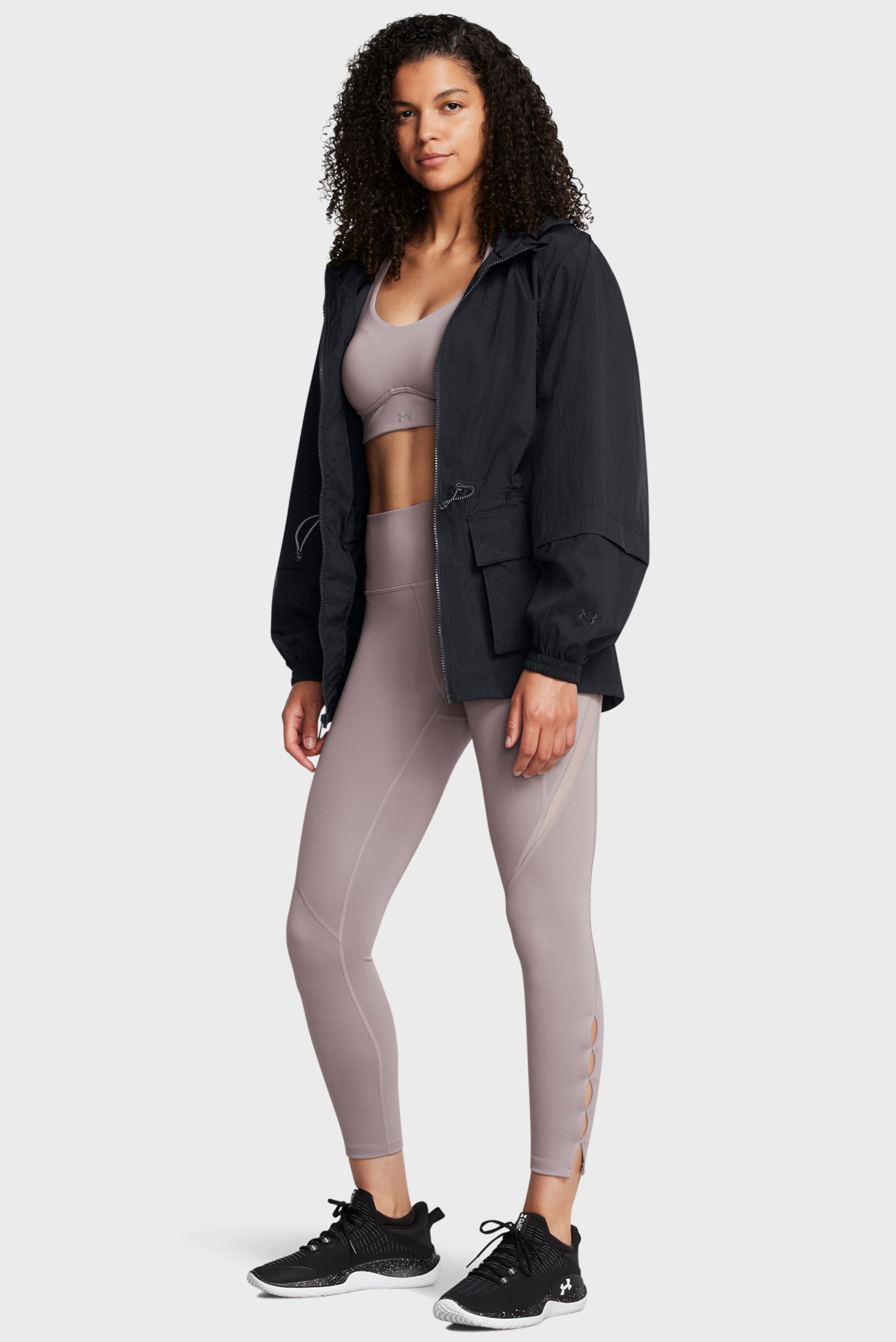 Жіноча чорна вітровка Crinkle Woven Jacket Under Armour