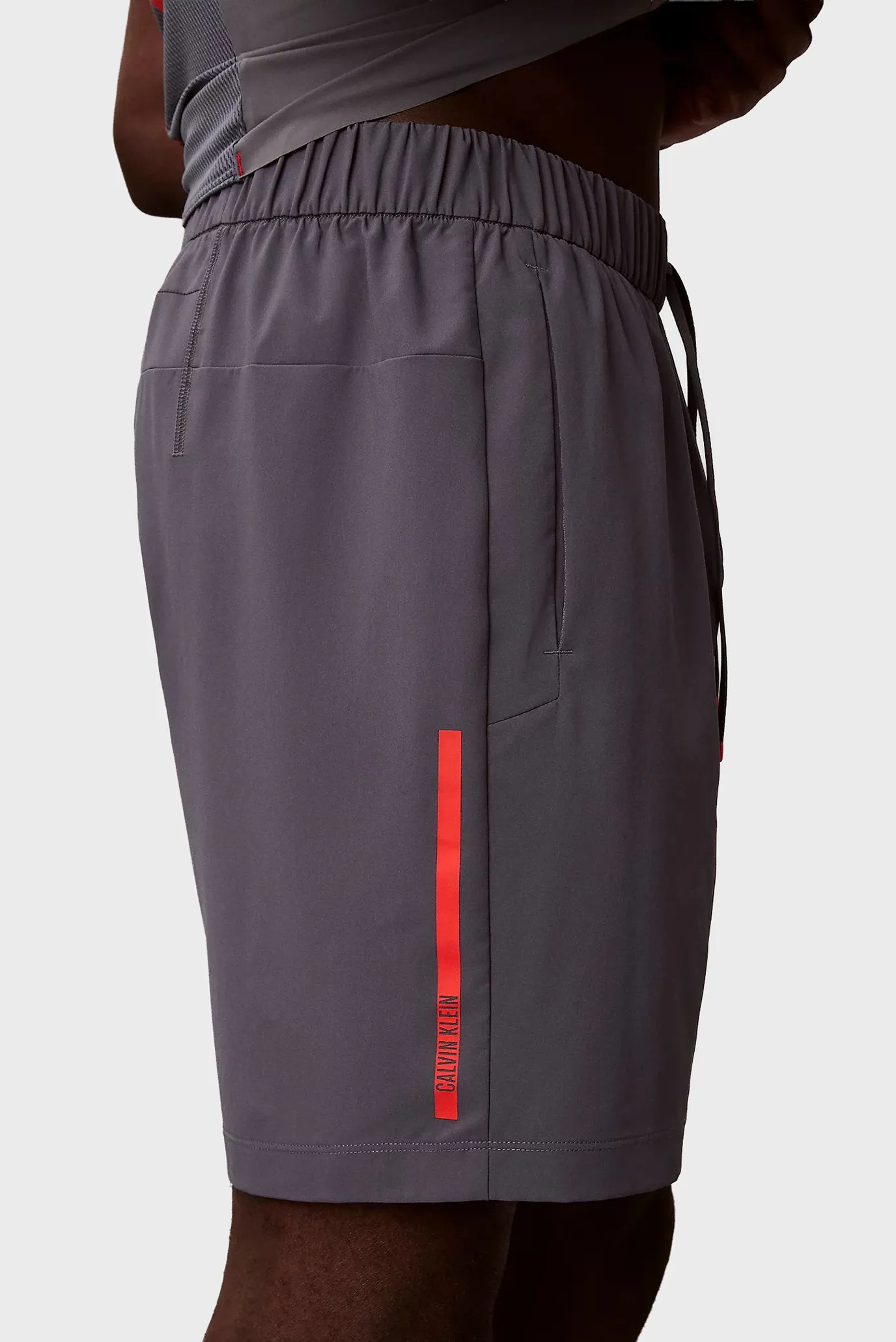 Мужские серые шорты WOVEN 3