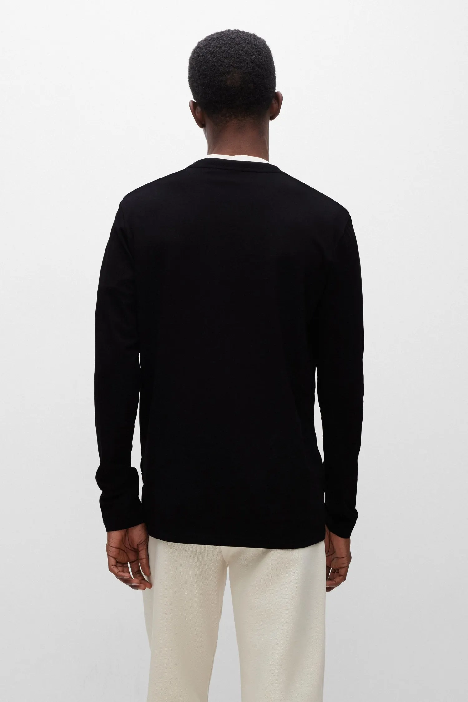 Чоловічий чорний лонгслів 3