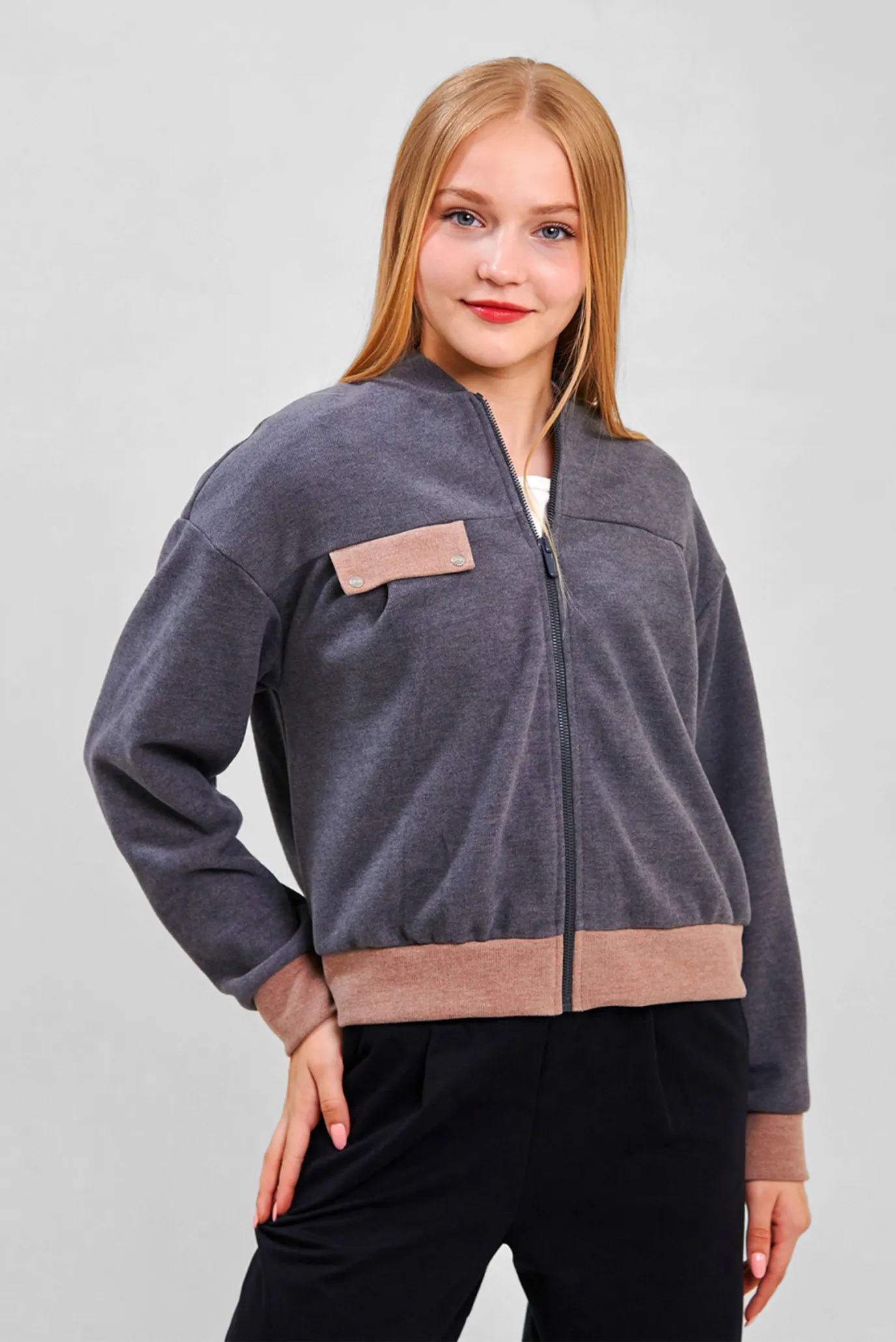 Детский серый бомбер 3