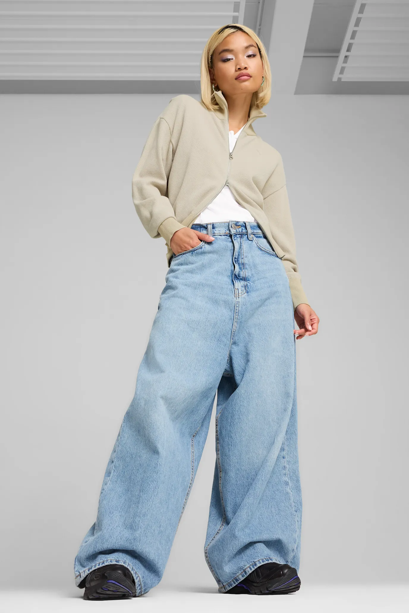 Женский бежевый кардиган YONA Full-Zip Cardigan Women PUMA 626713