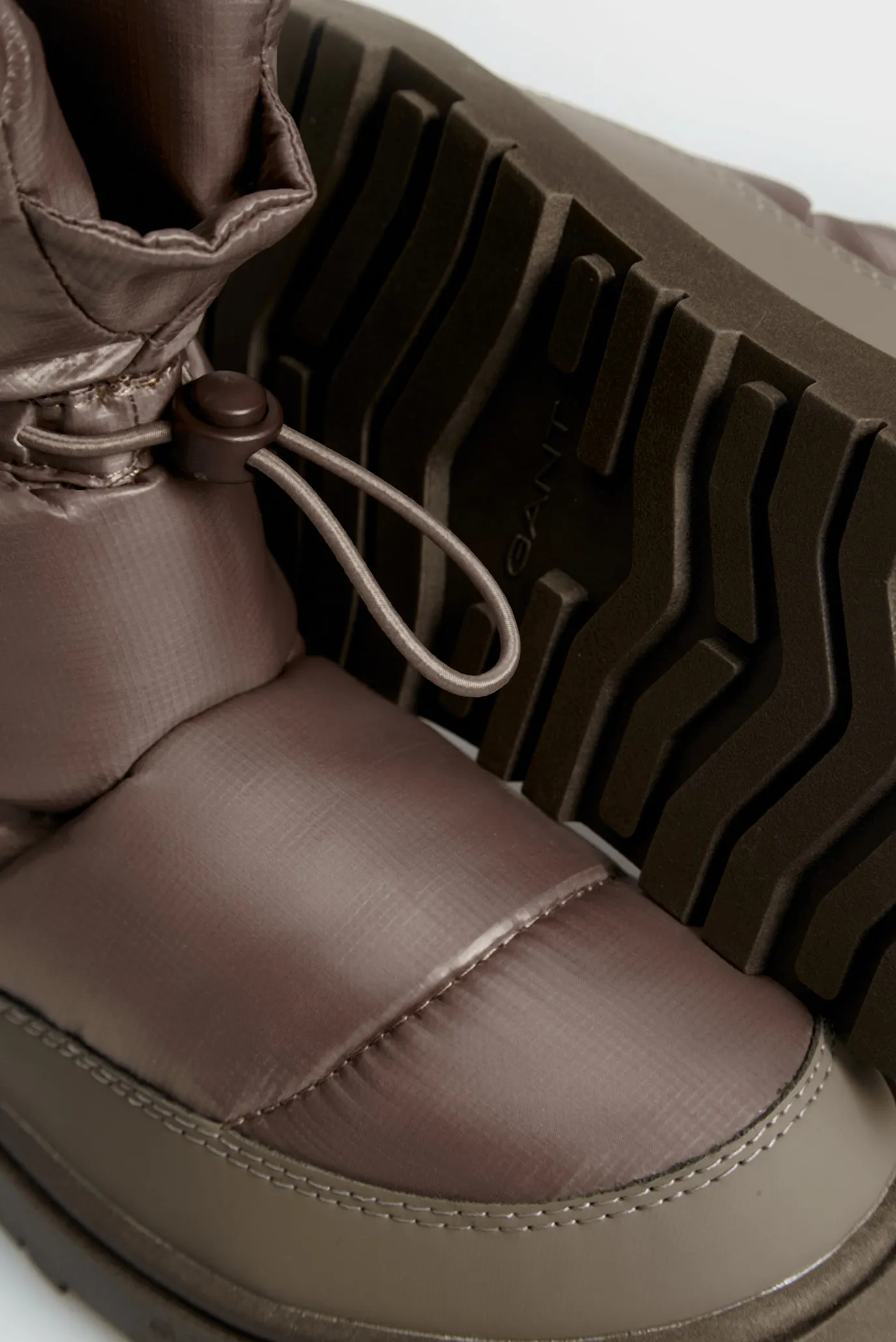 Жіночі коричневі дутики Sannly 2