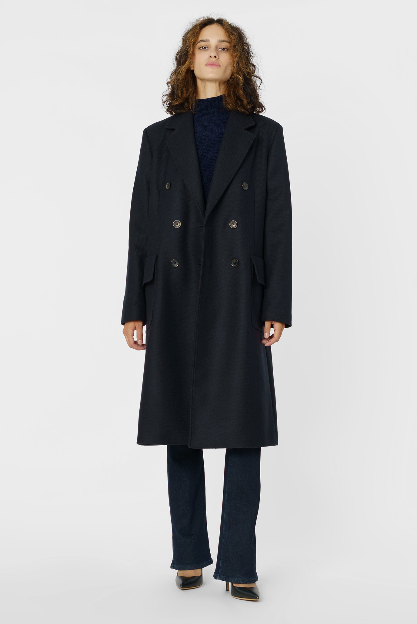 Женское черное шерстяное пальто 1