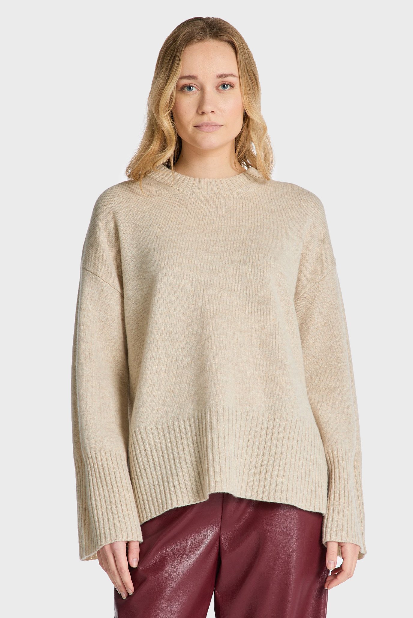 Женский бежевый шерстяной свитер LOUNGE C-NECK SWEATER 1