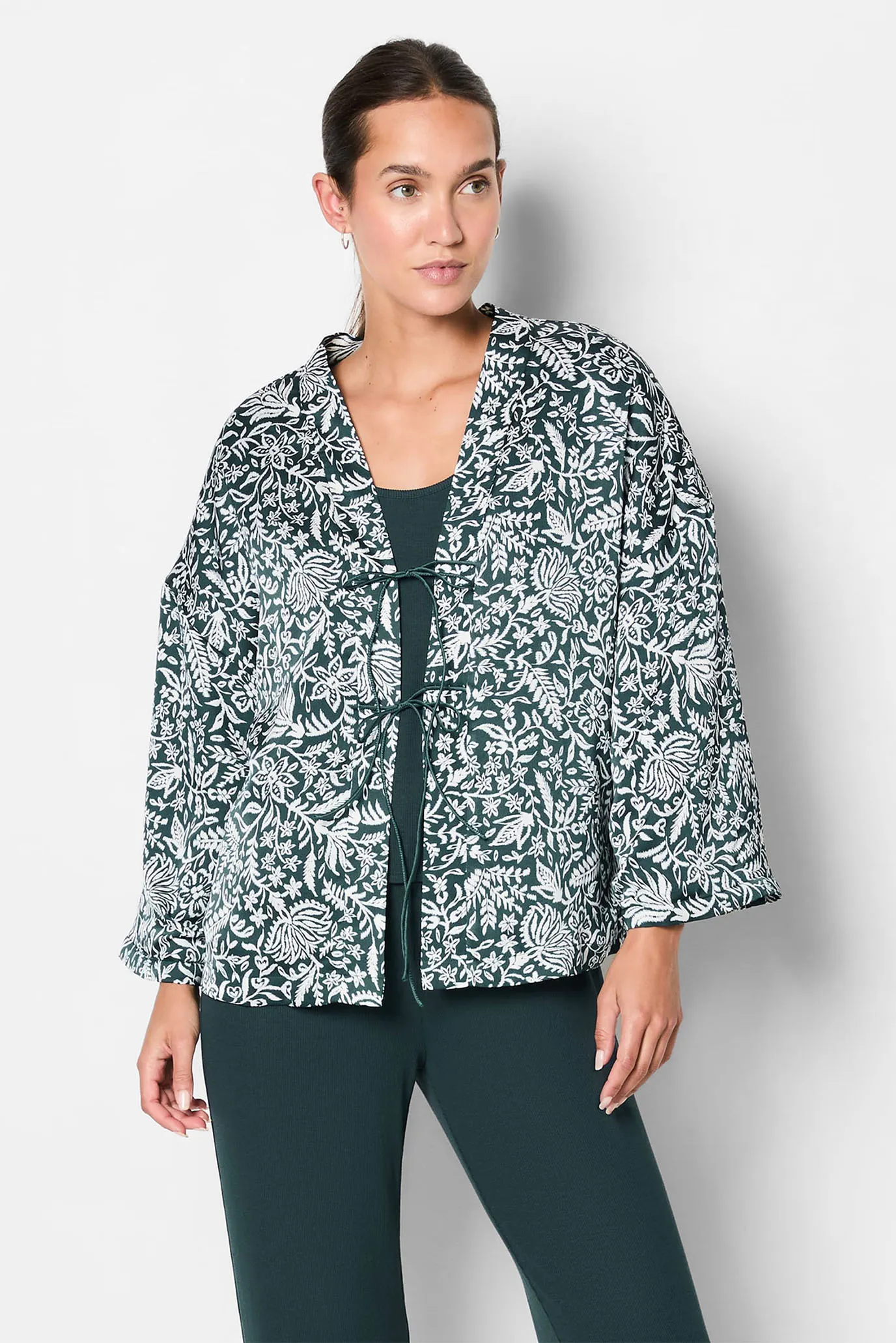 Жіноча піжама (топ, кардиган, брюки) BITO 2