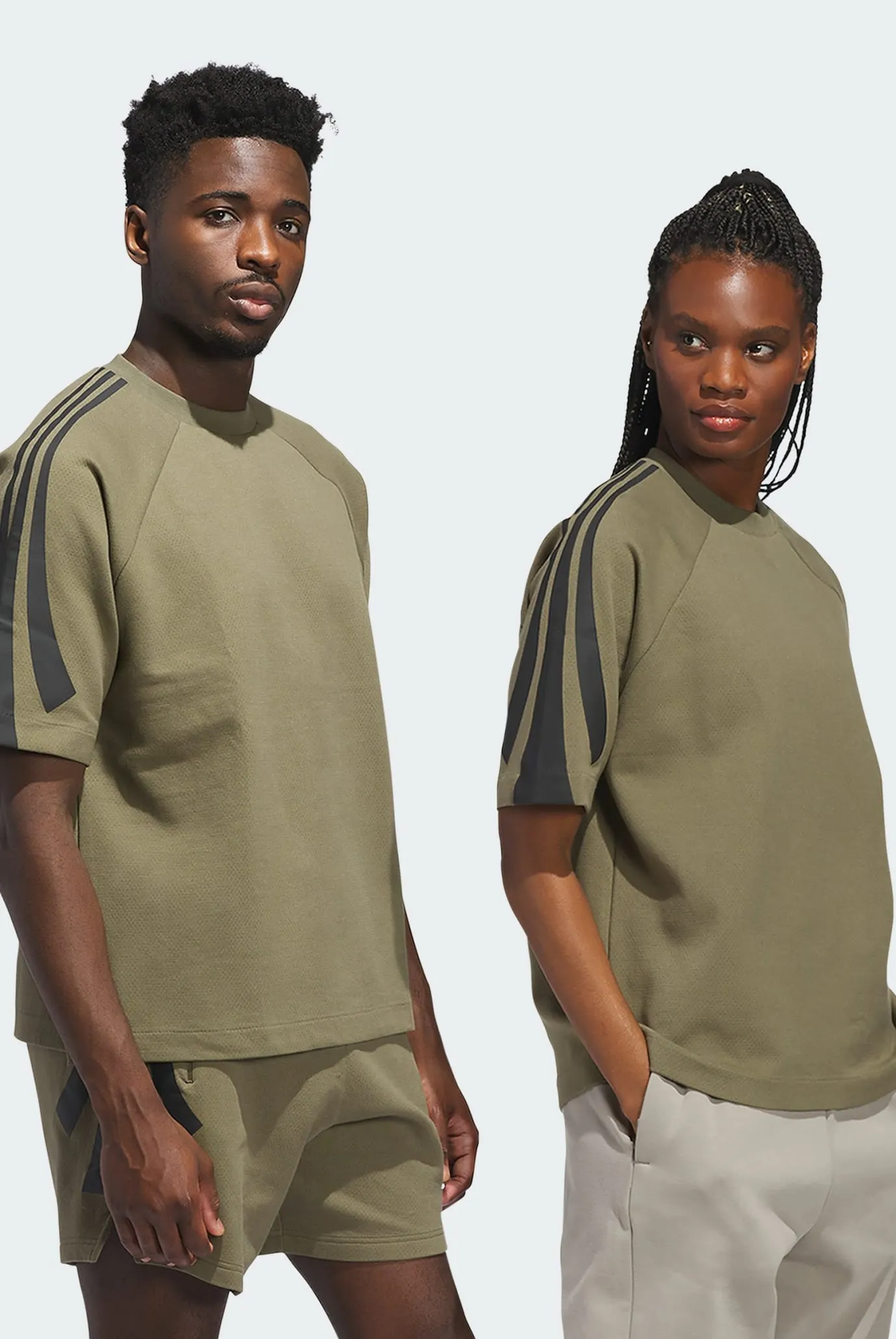 Оливкова футболка adidas Basketball (унісекс) 1