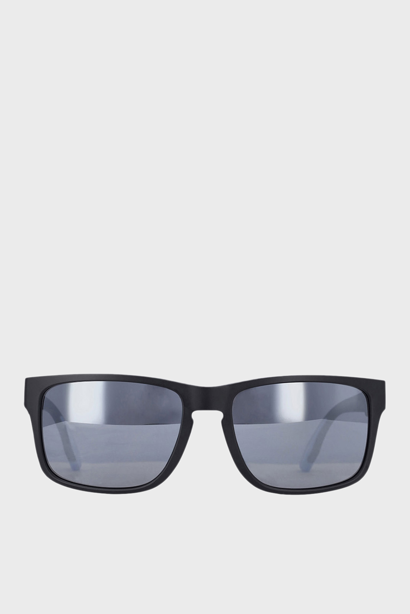 Чорні сонцезахисні окуляри 1
