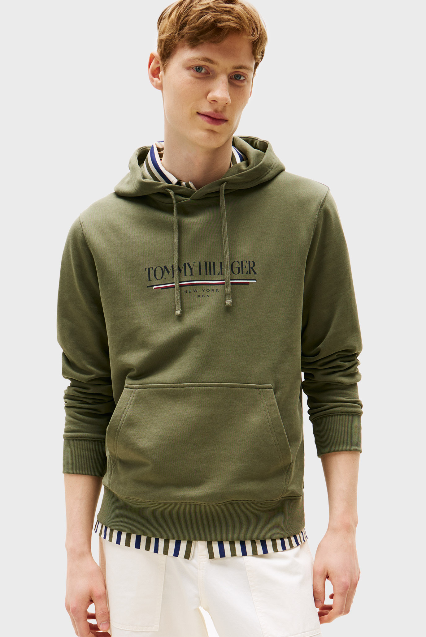 Мужское зеленое худи BRAND LOVE Зеленый XXL Tommy Hilfiger MW0MW40534 Мужское зеленое худи BRAND LOVE Зеленый XXL Tommy Hilfiger MW0MW40534