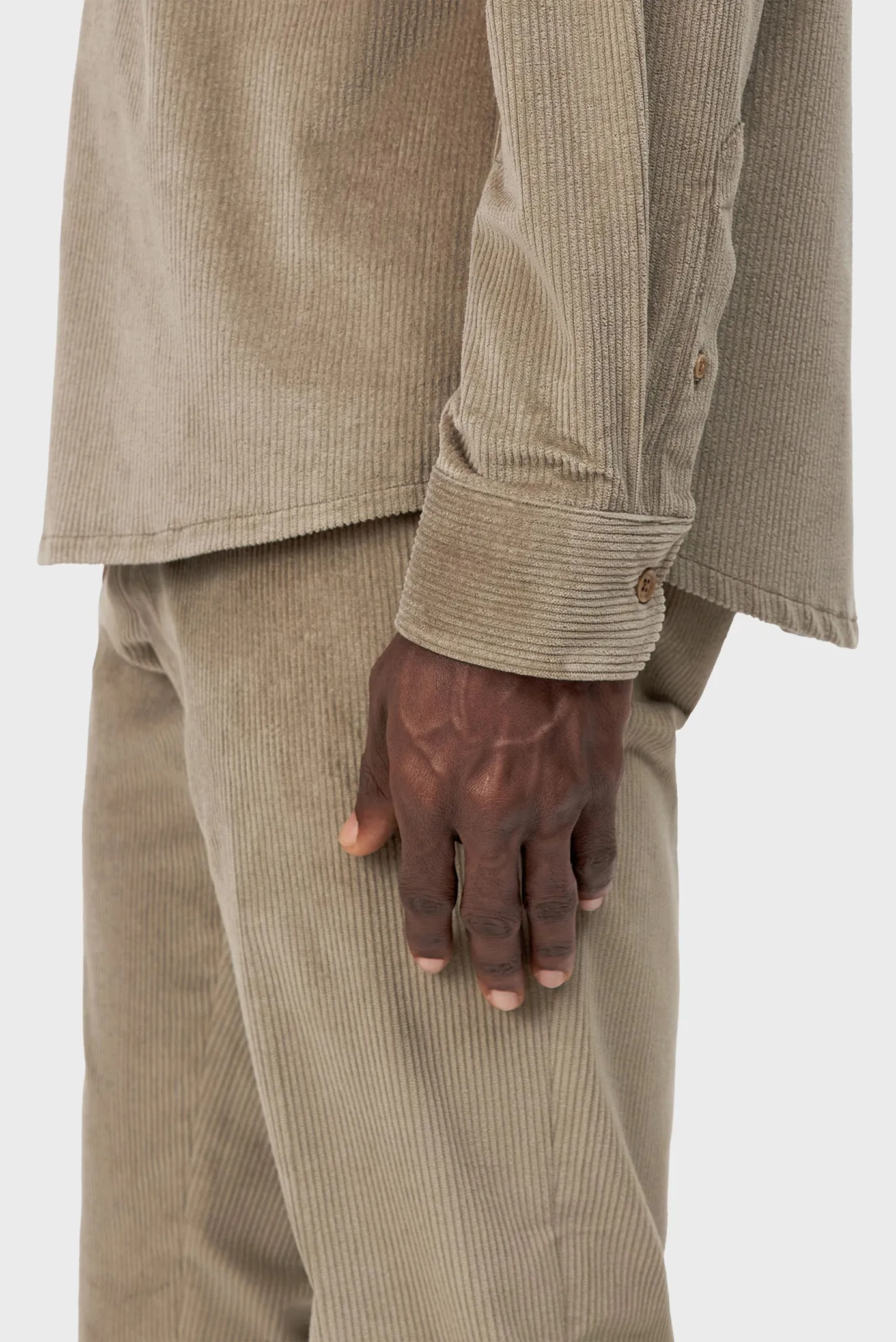 Мужская бежевая вельветовая рубашка LIEТ 7