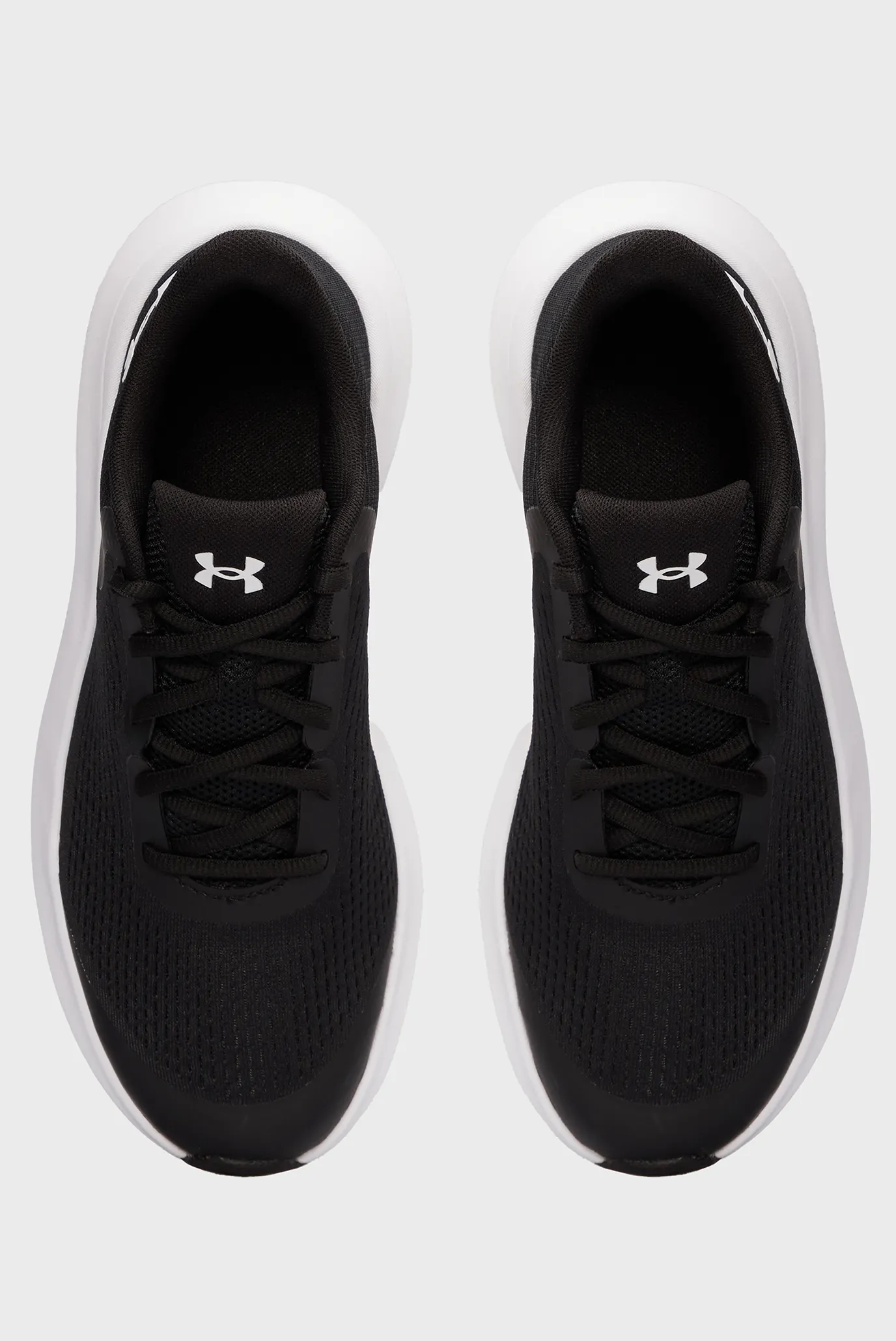 Детские черные кроссовки UA BGS Rogue 5 4