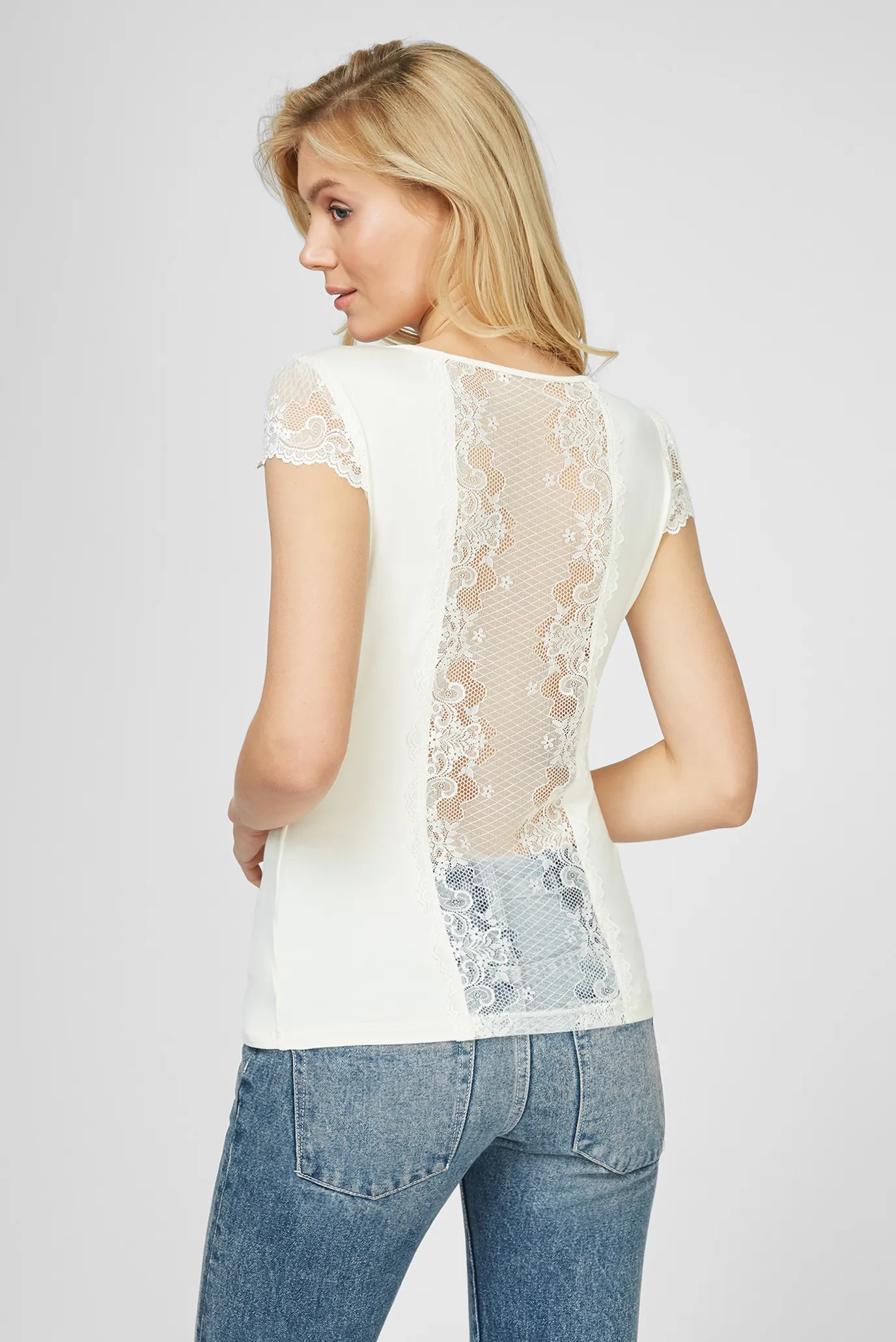 Жіночий білий топ 3