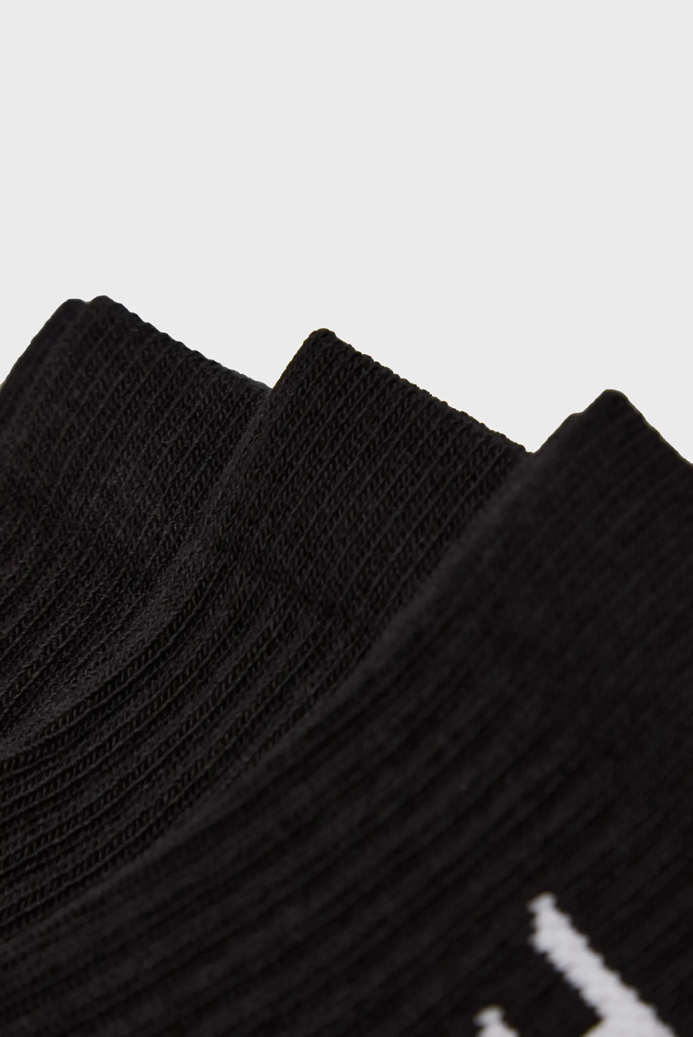 Чоловічі чорні шкарпетки (3 пари) SKM-D-ANKLE 2