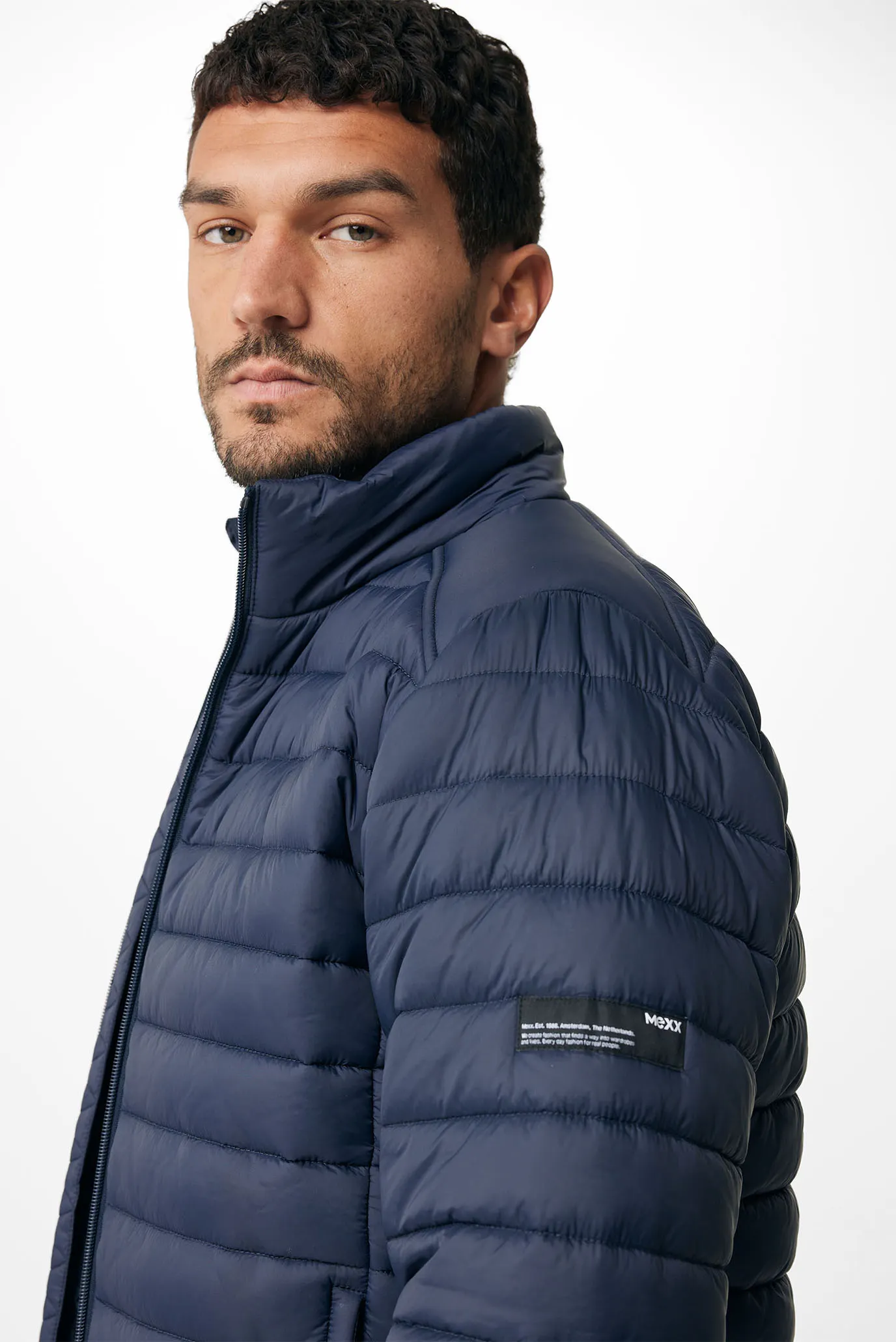Чоловіча темно-синя куртка 4