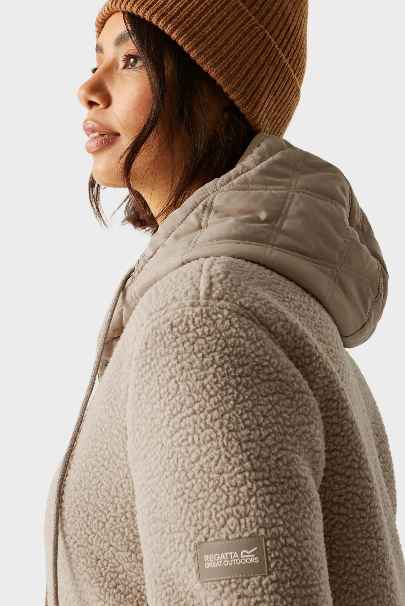 Женская бежевая куртка 5