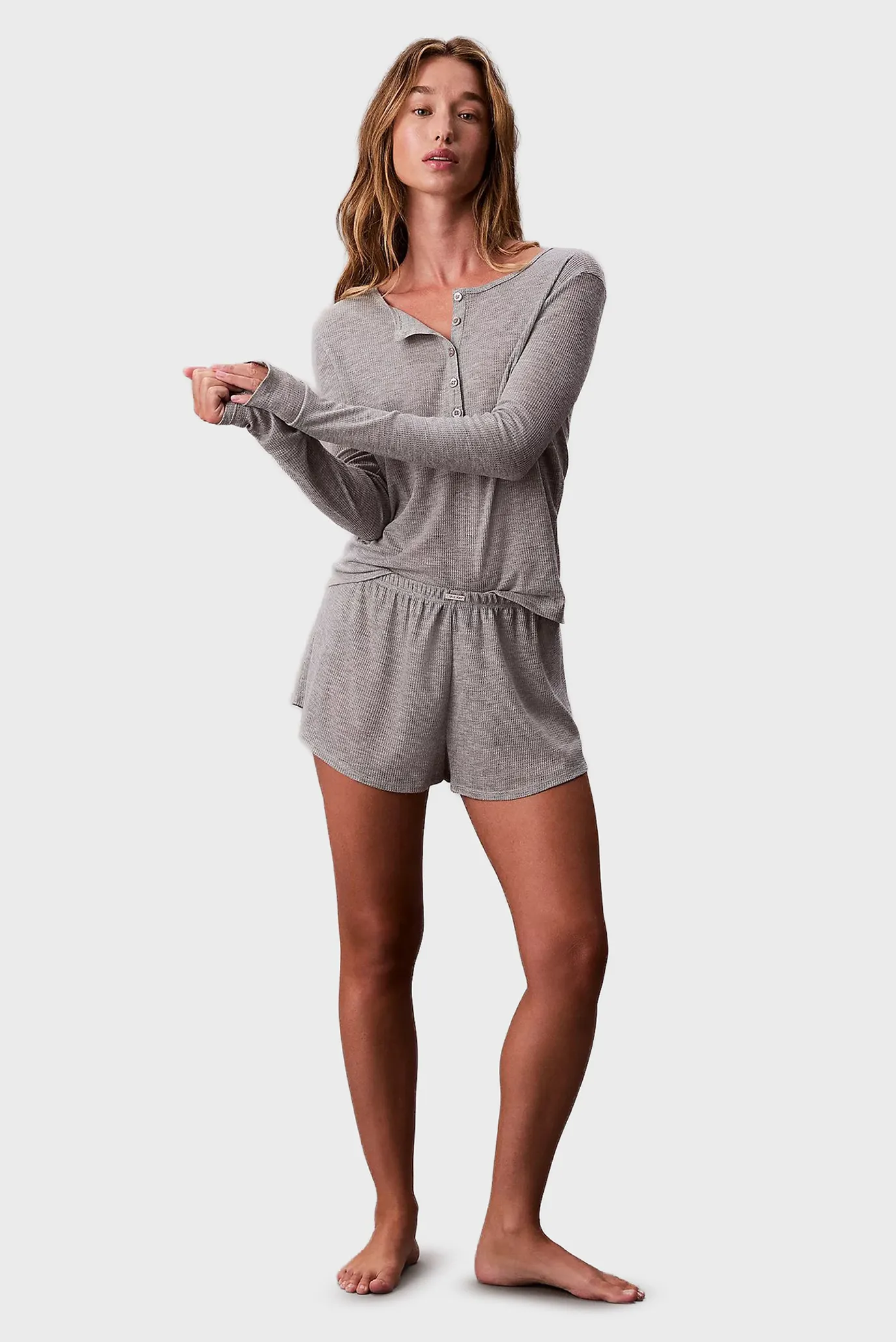 Жіночі сірі шорти TISSUE 2