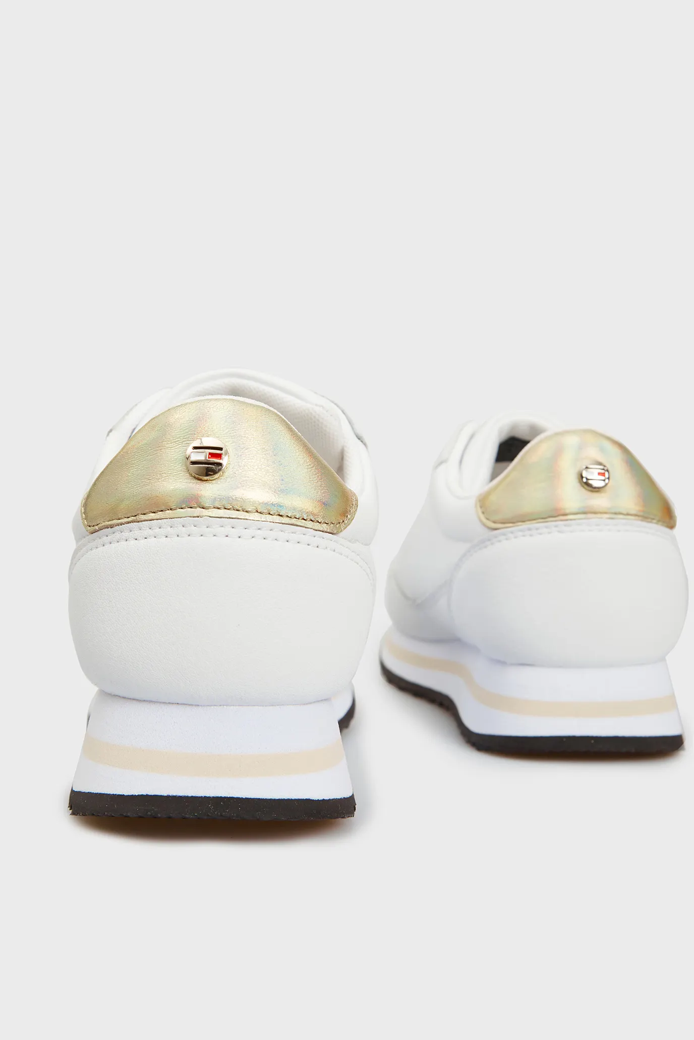 Женские белые кожаные кроссовки LIFESTYLE RUNNER Tommy Hilfiger FW0FW05557  — MD-Fashion