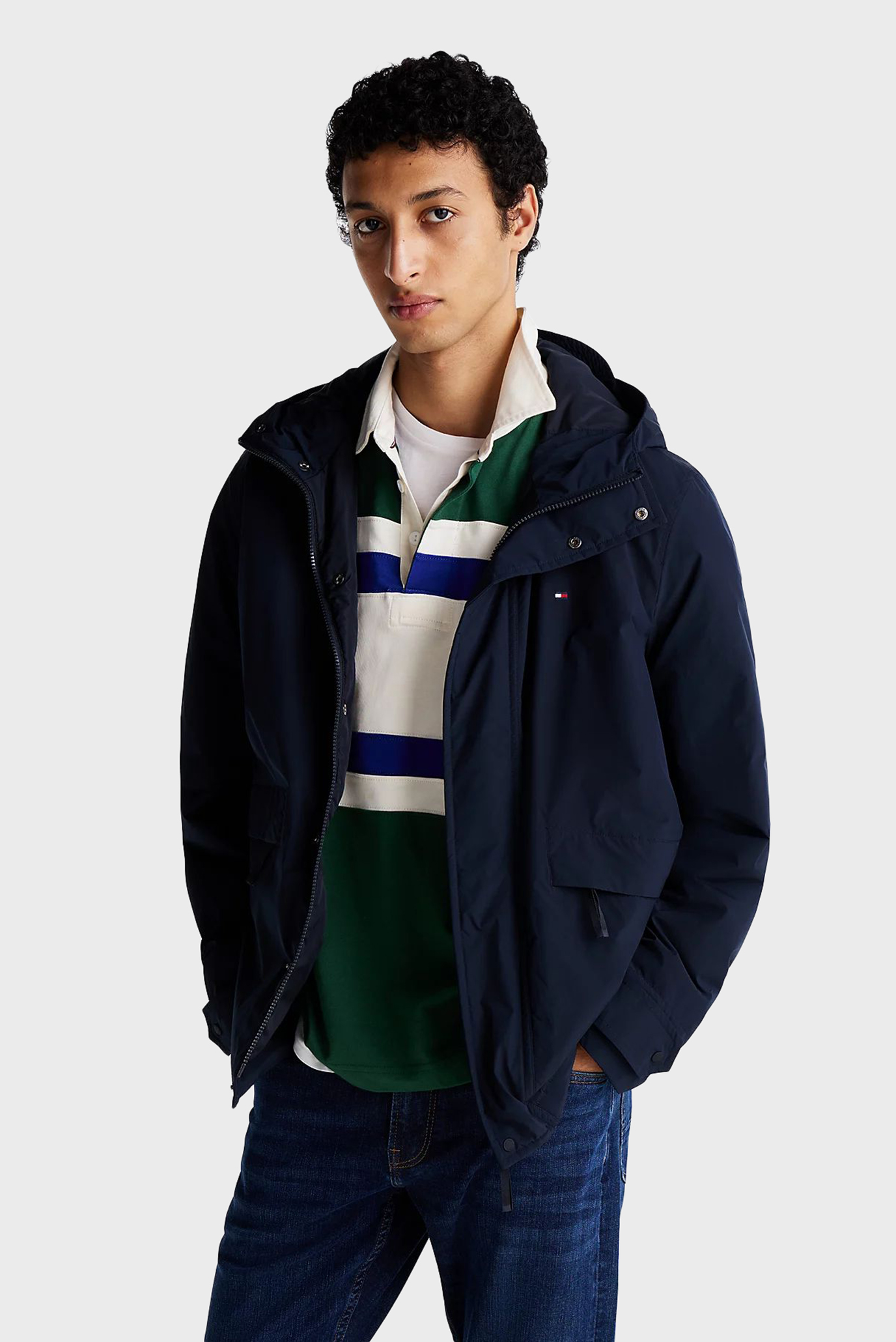 Мужская темно-синяя куртка LW PACKABLE HOODED JKT Синий XXL Tommy Hilfiger MW0MW37630 Мужская темно-синяя куртка LW PACKABLE HOODED JKT Синий XXL Tommy Hilfiger MW0MW37630