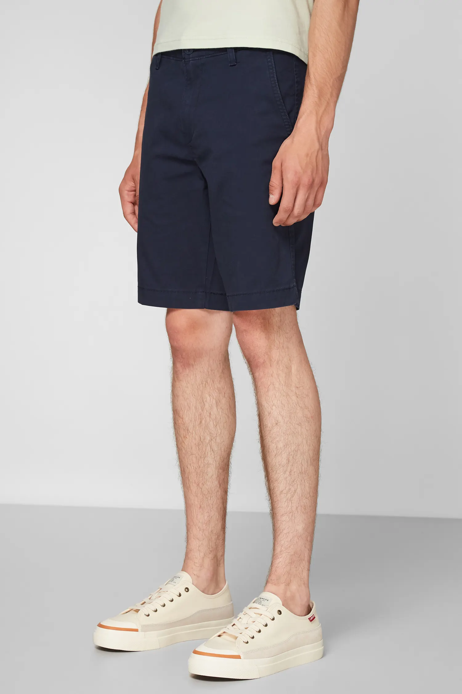 Чоловічі темно-сині шорти Levi`s XX Chino 3