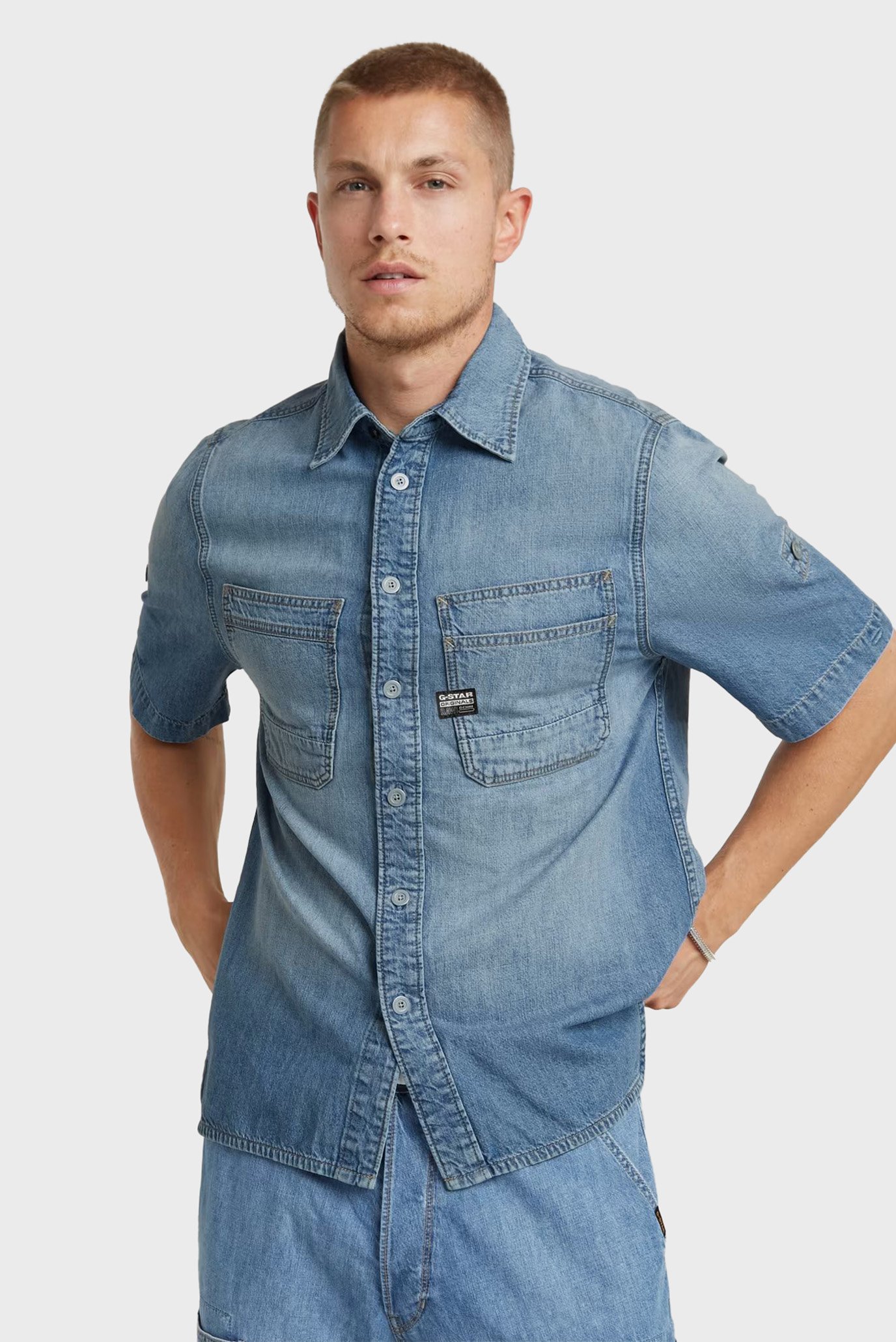 Чоловіча блакитна джинсова сорочка Slanted double pocket regular 1